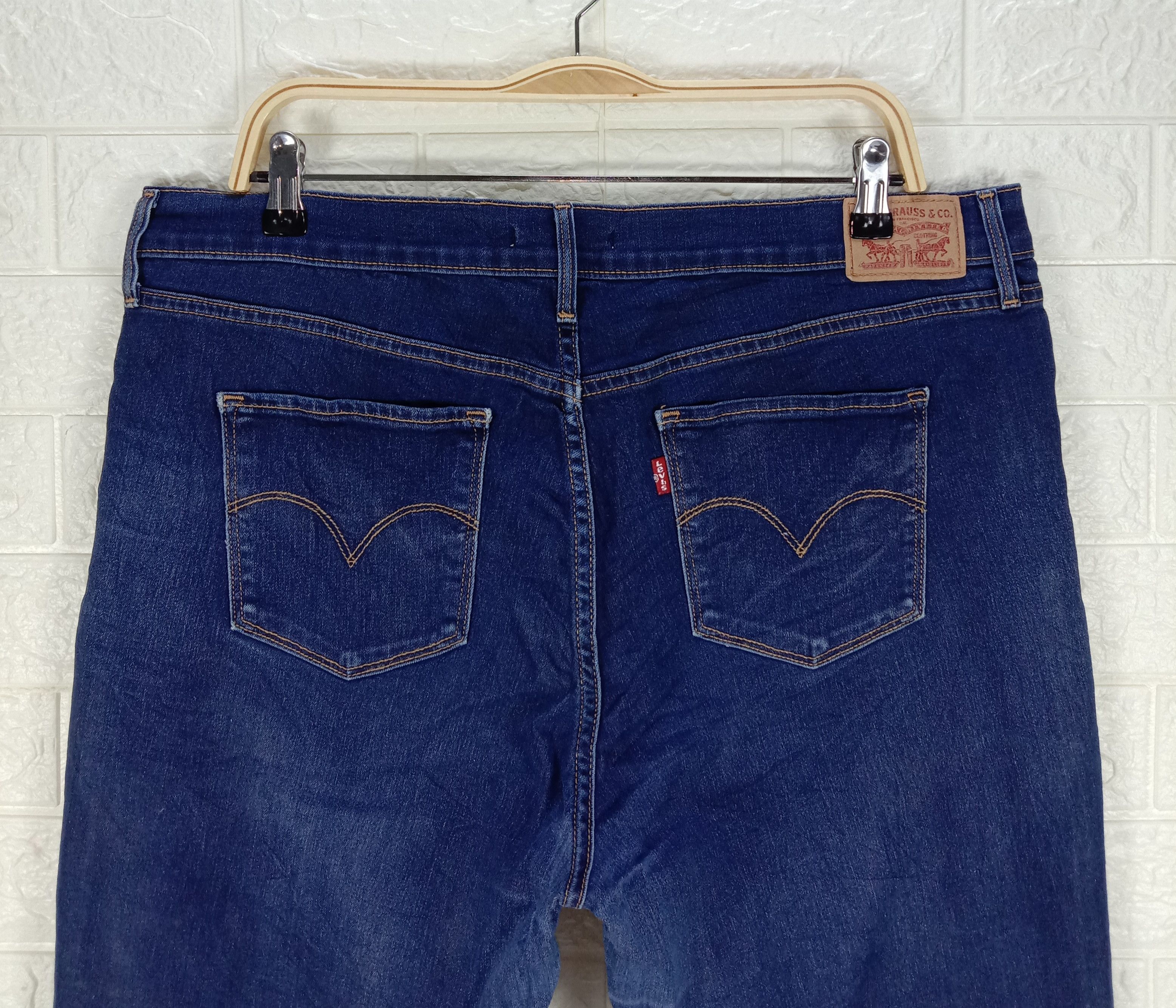 Levi's Vintage Levi's 315 Flare Jeans Shaping Bootcut Denim Size 36" / US 14 / IT 50 - 6 Thumbnail