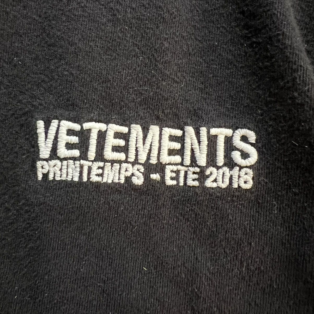 Vetements Vetements Matterhorn Pullover Hoodie Black Yellow Oversized Size US XS / EU 42 / 0 - 18 Thumbnail