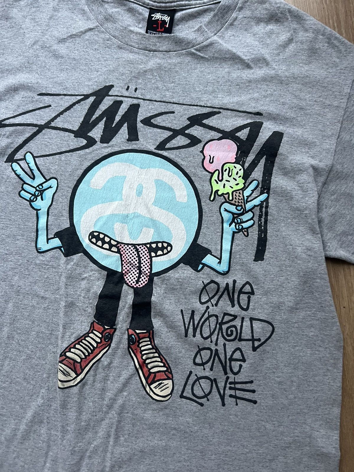 Stussy 00’s STUSSY ONE WORLD ONE LOVE ICE CREAM GUY RARE TEE Y2K Size US L / EU 52-54 / 3 - 3 Thumbnail