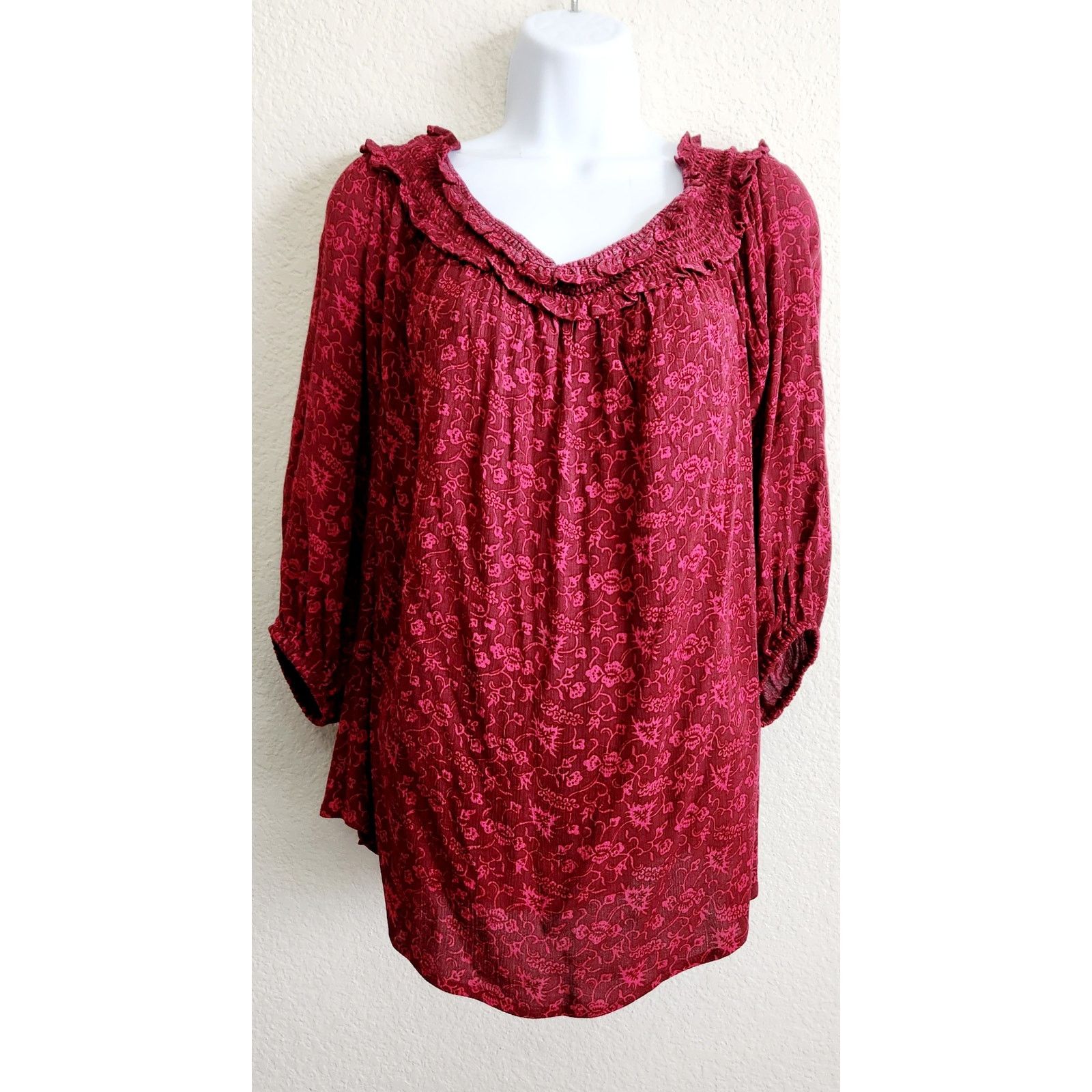 Other Lane Bryant Burgundy Floral Off The Shoulder Top 18 20 NWTS Size XXL / US 16-18 / IT 52-54 - 1 Thumbnail