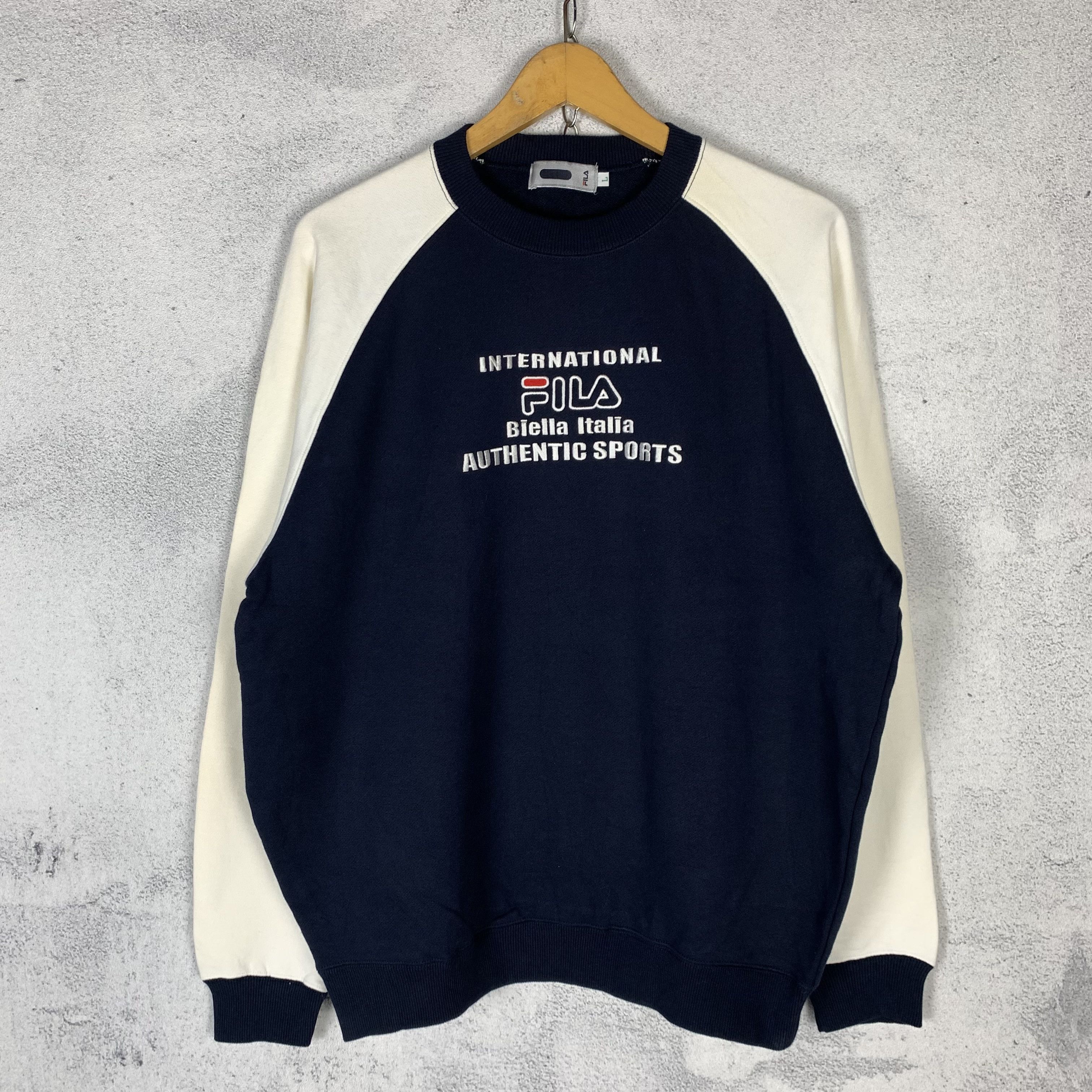 Fila Vintage Fila Raglan Sweatshirt Crewneck Size US L / EU 52-54 / 3 - 1 Thumbnail