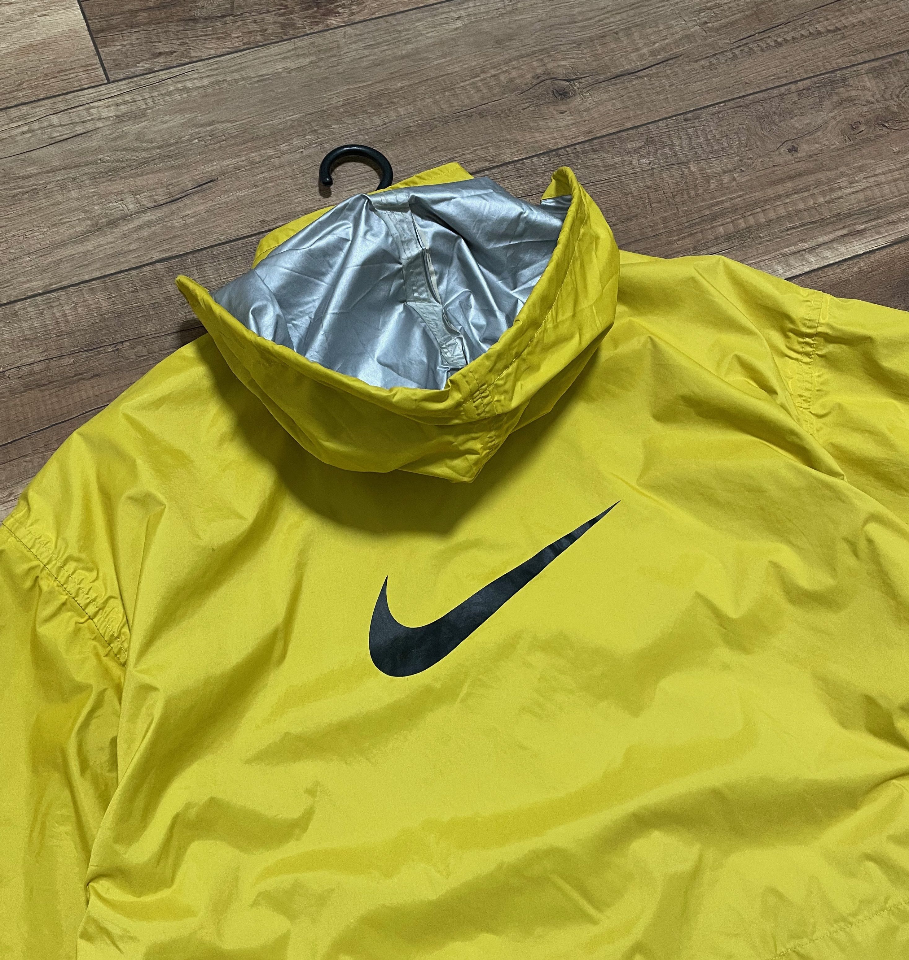 Nike Vintage Nike Yellow Big logo Hooded Windbreaker Jacket Size US L / EU 52-54 / 3 - 1 Thumbnail