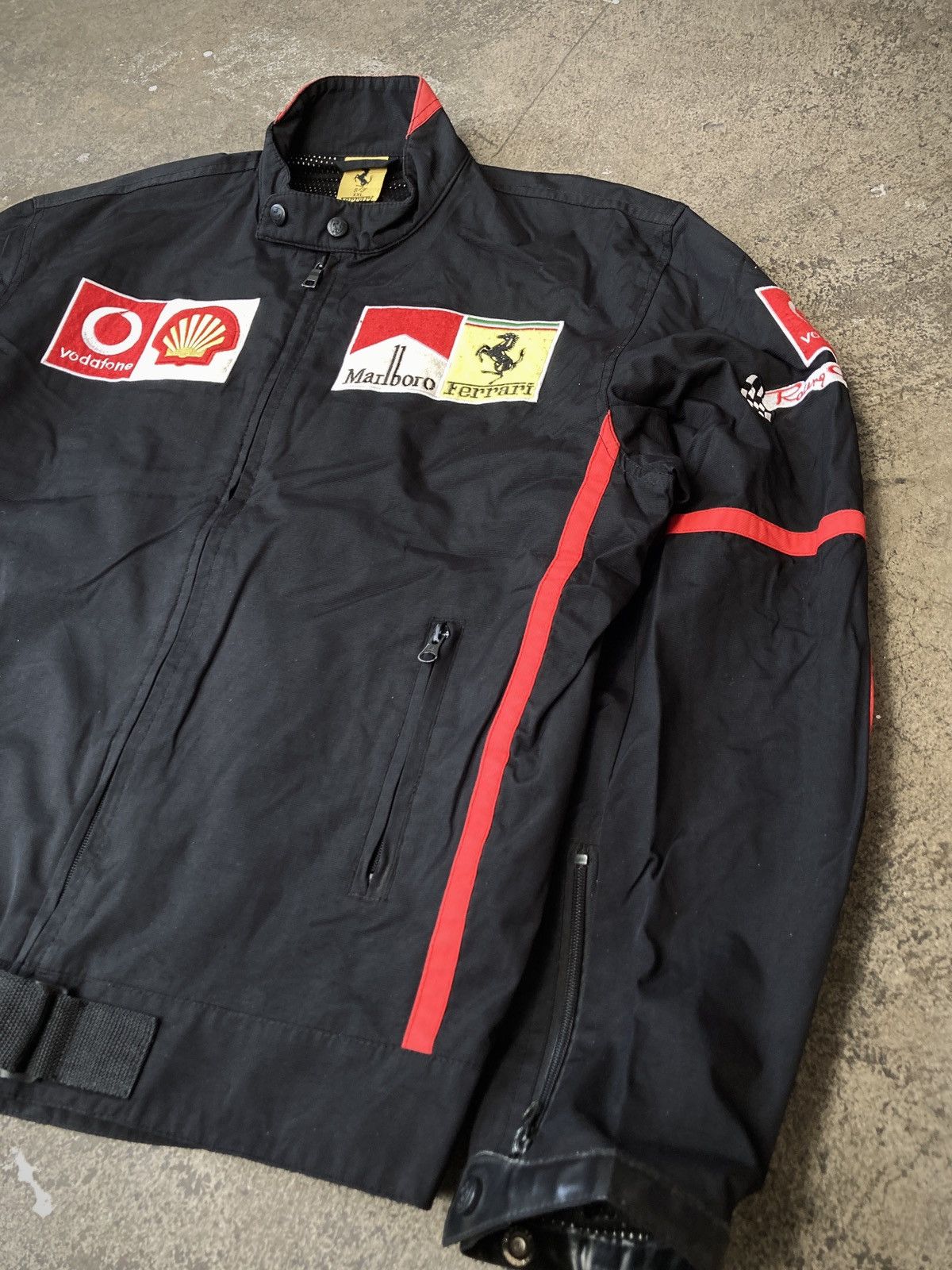 Ferrari × Formula 1 × Marlboro Vintage 90s Ferrari x Marlboro Racing Jacket Size US XL / EU 56 / 4 - 2 Thumbnail