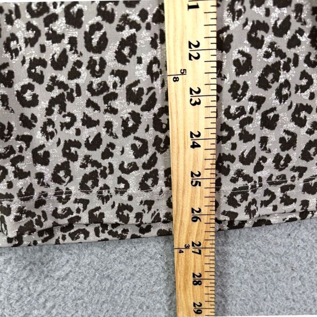 Vintage Travelers By Chico's Shirt Women Tank Top Leopard Print Sleeveless Gray 3 XS? Ladies Size XS / US 0-2 / IT 36-38 - 7 Thumbnail