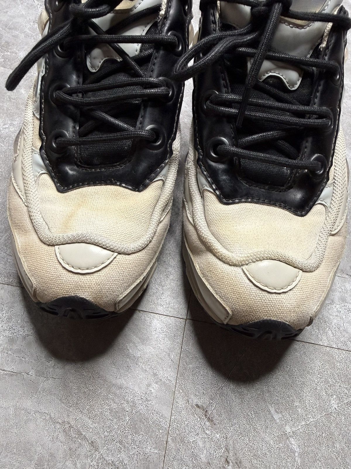 Adidas × Raf Simons Adidas x Raf simons Ozweego 3 Size US 6.5 / EU 39-40 - 6 Thumbnail