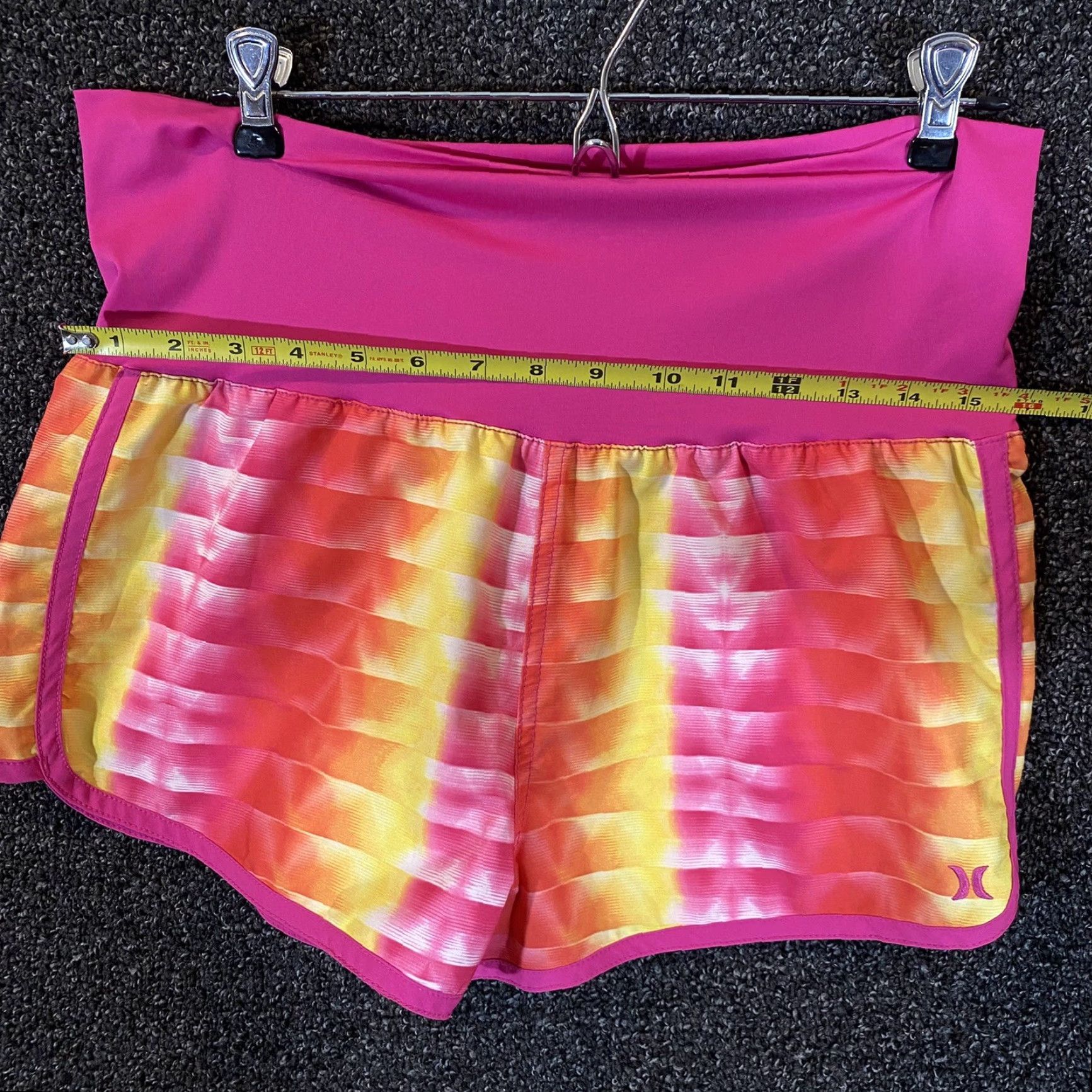 Hurley Hurley Shorts Womens M/L 32" Waist Multicolor Pink Red Yellow Running Workout, Breathable, Classic fit, 2.5in inseam, Polyester, Activewear Size 32" / US 10 / IT 46 - 6 Thumbnail