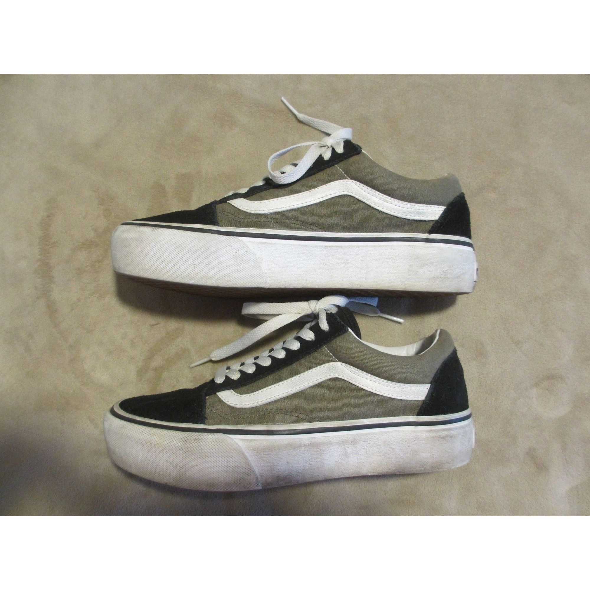 Vans Vans Old Skool Black & White Low-Top Sneakers Womens size 8 Size US 8 / IT 38 - 3 Thumbnail