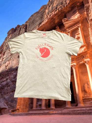 Fjallraven Fjallraven Big Logo vintage t shirt Size US L / EU 52-54 / 3 - 1 Thumbnail
