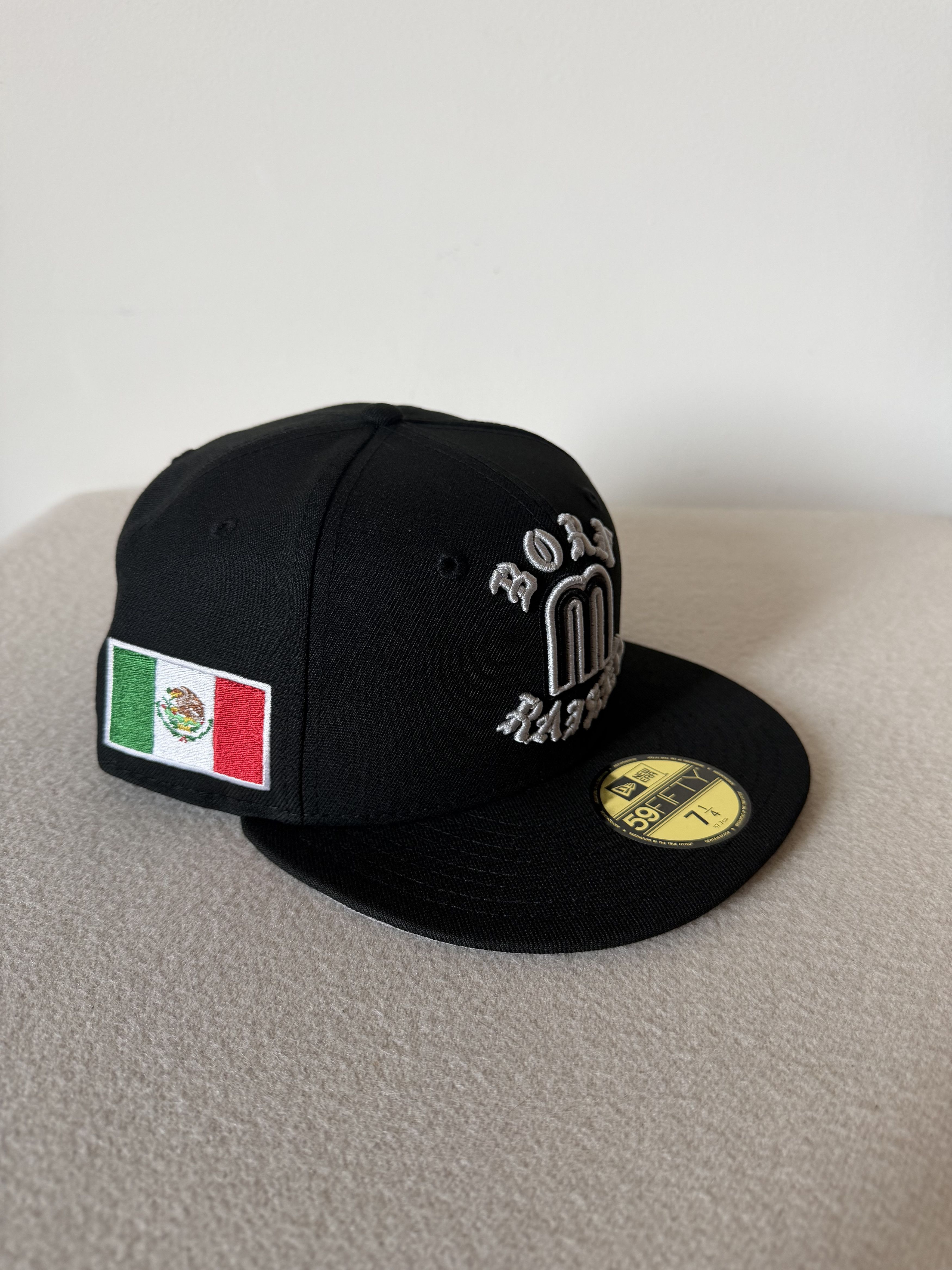 Stussy × ニューエラ　LAロゴ　ブラック　7 1/4 New Era × Stussy Stussy X New Era Hat with LA write in stussy font