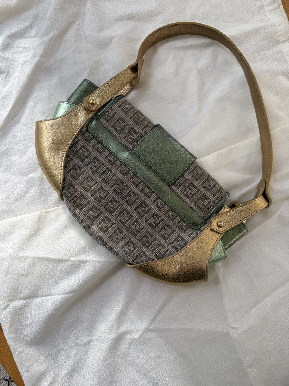 Fendi Fendi Croissant Vintage Size ONE SIZE - 13 Thumbnail