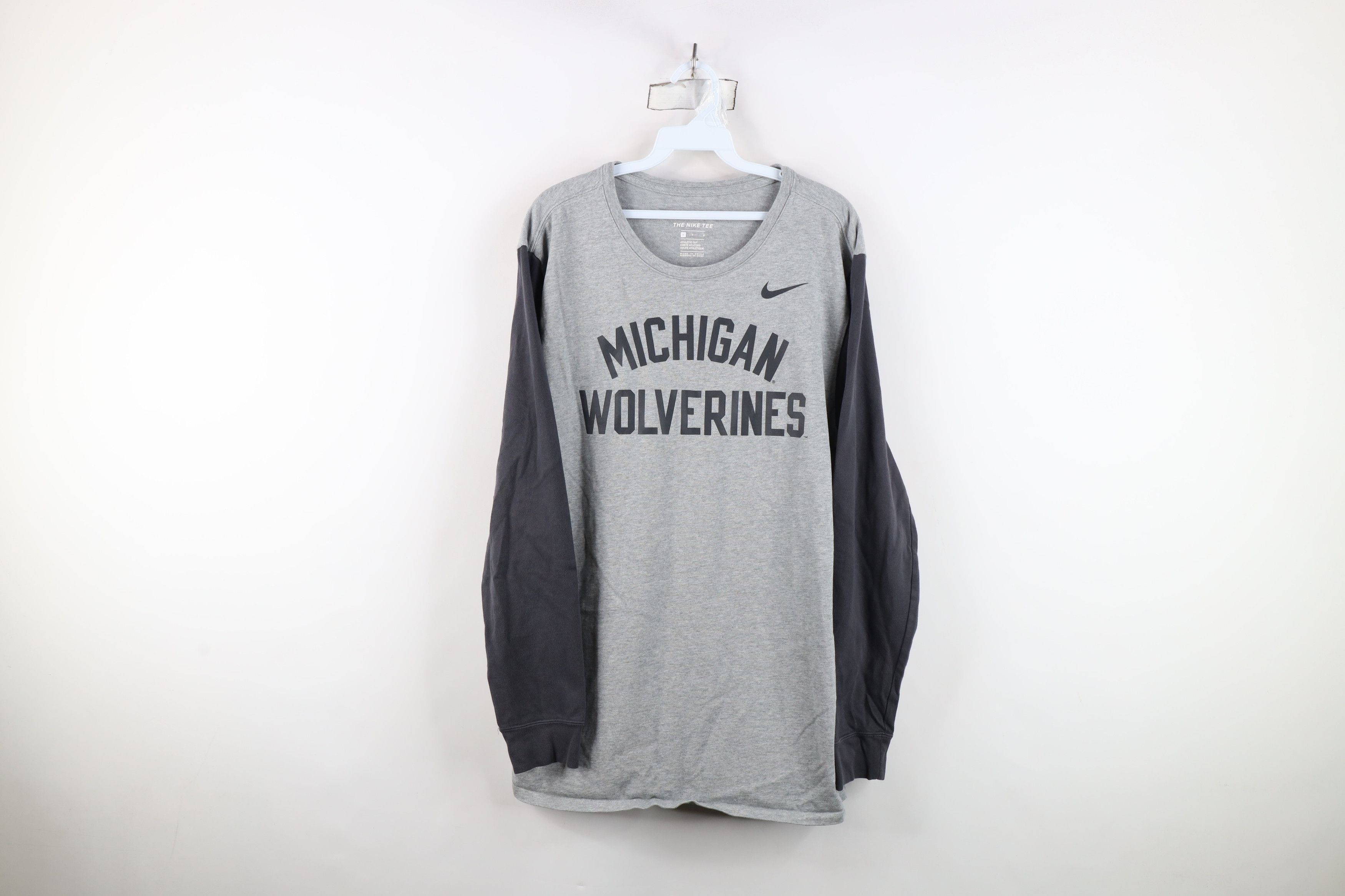Nike Nike University of Michigan Raglan Long Sleeve T-Shirt Size US L / EU 52-54 / 3 - 1 Thumbnail