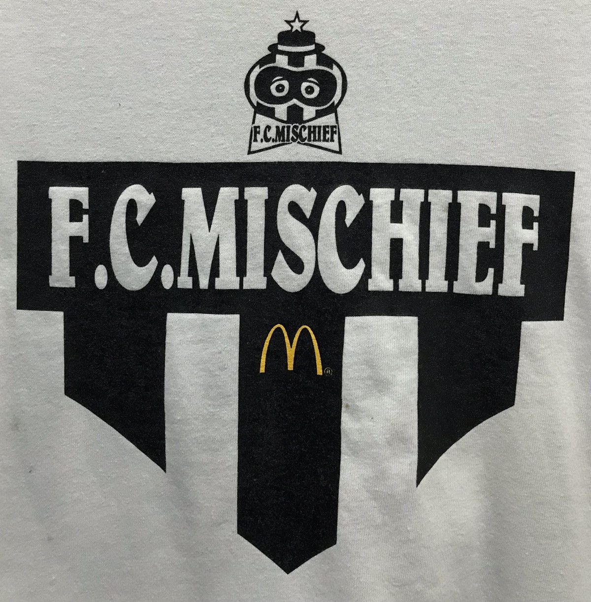 Anvil × Vintage Vintage Anvil Mc Donald FC Mischief Hamberglar 889 Shirt Size US M / EU 48-50 / 2 - 3 Thumbnail