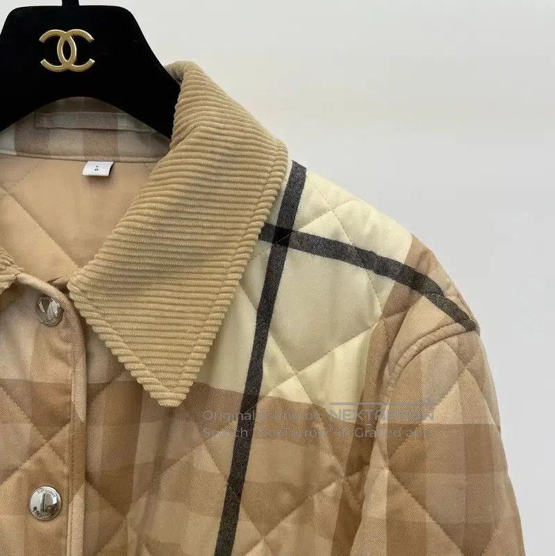 Burberry Burberry Color-Block Quilted Women's Jacket. Size L / US 10 / IT 46 - 3 Thumbnail