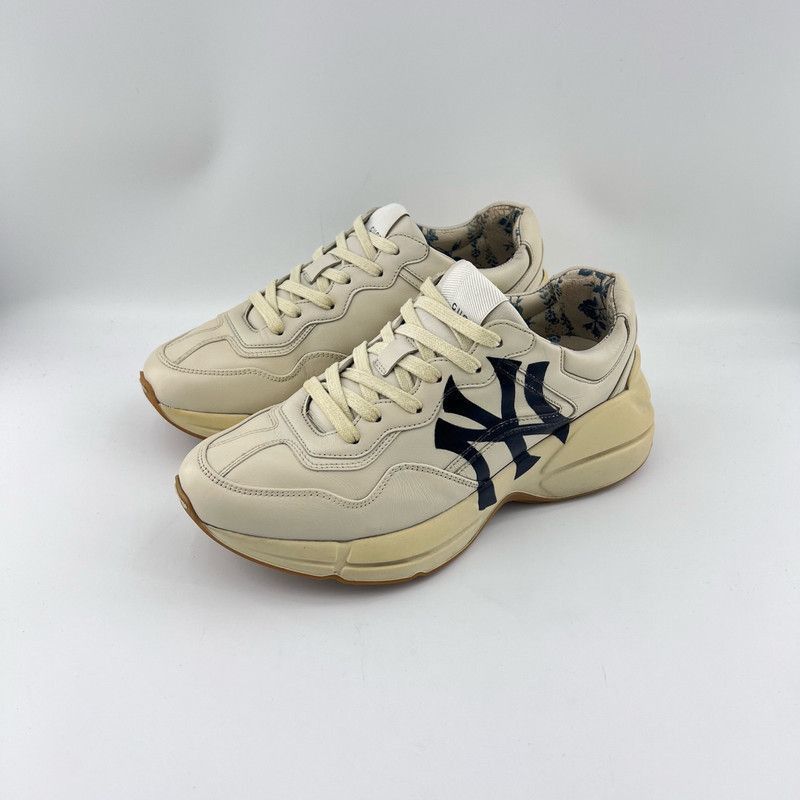 Gucci Rhyton Low-top Dad Sneakers in Beige
