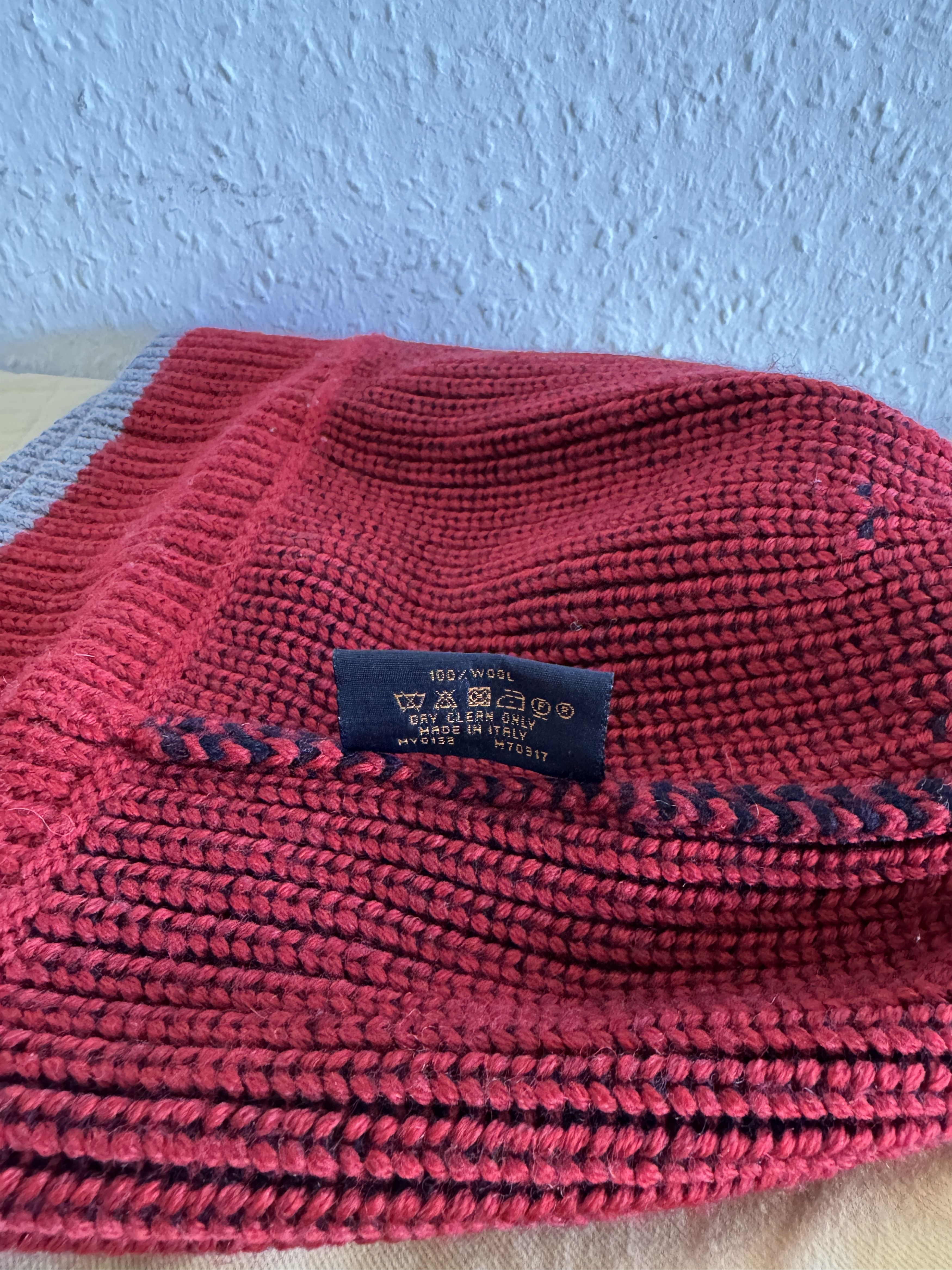 Louis Vuitton Louis Vuitton LV Upside Down Tuque Hat Size ONE SIZE - 7 Thumbnail