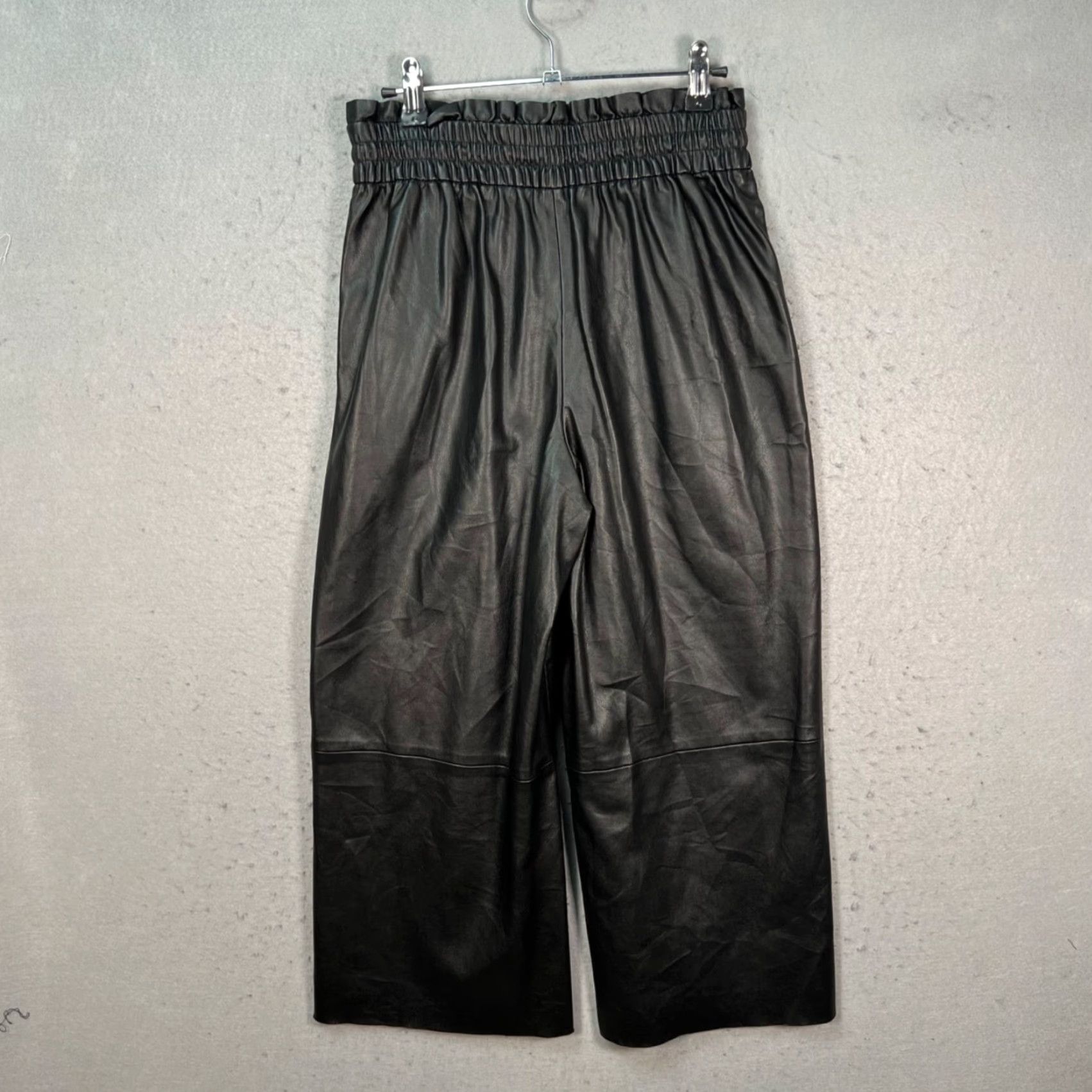 Zara Zara Womens Size Small Black Faux Leather Wide-Leg Pants Elastic Waist Shirt Womens Pants Cropped Punk 90s N/A Size 28" / US 6 / IT 42 - 2 Thumbnail
