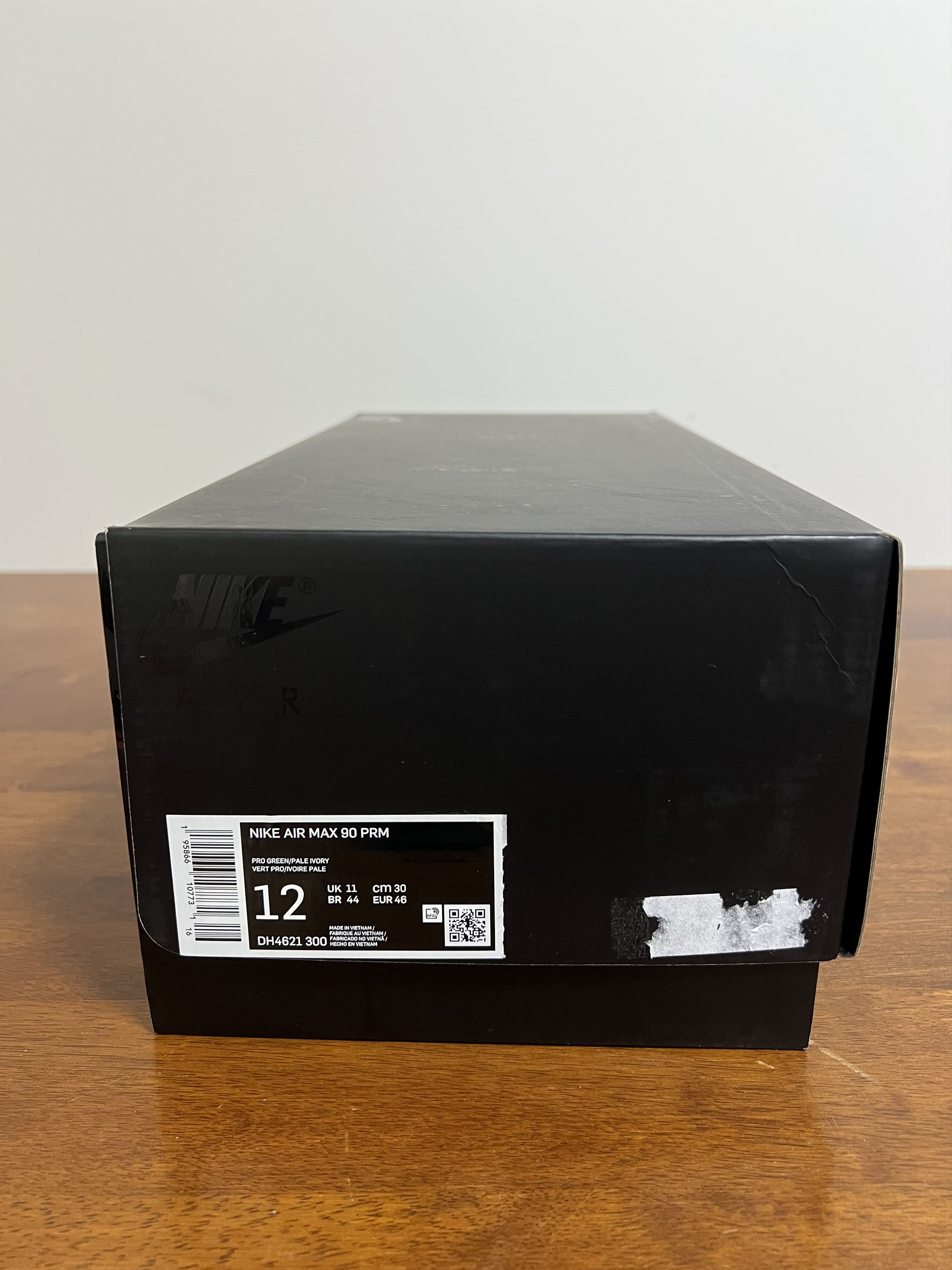Nike 💚 2022 Nike Air Max 90 PRM Pro Green/Pale Ivory US 12 NEW Size US 12 / EU 45 - 17 Thumbnail