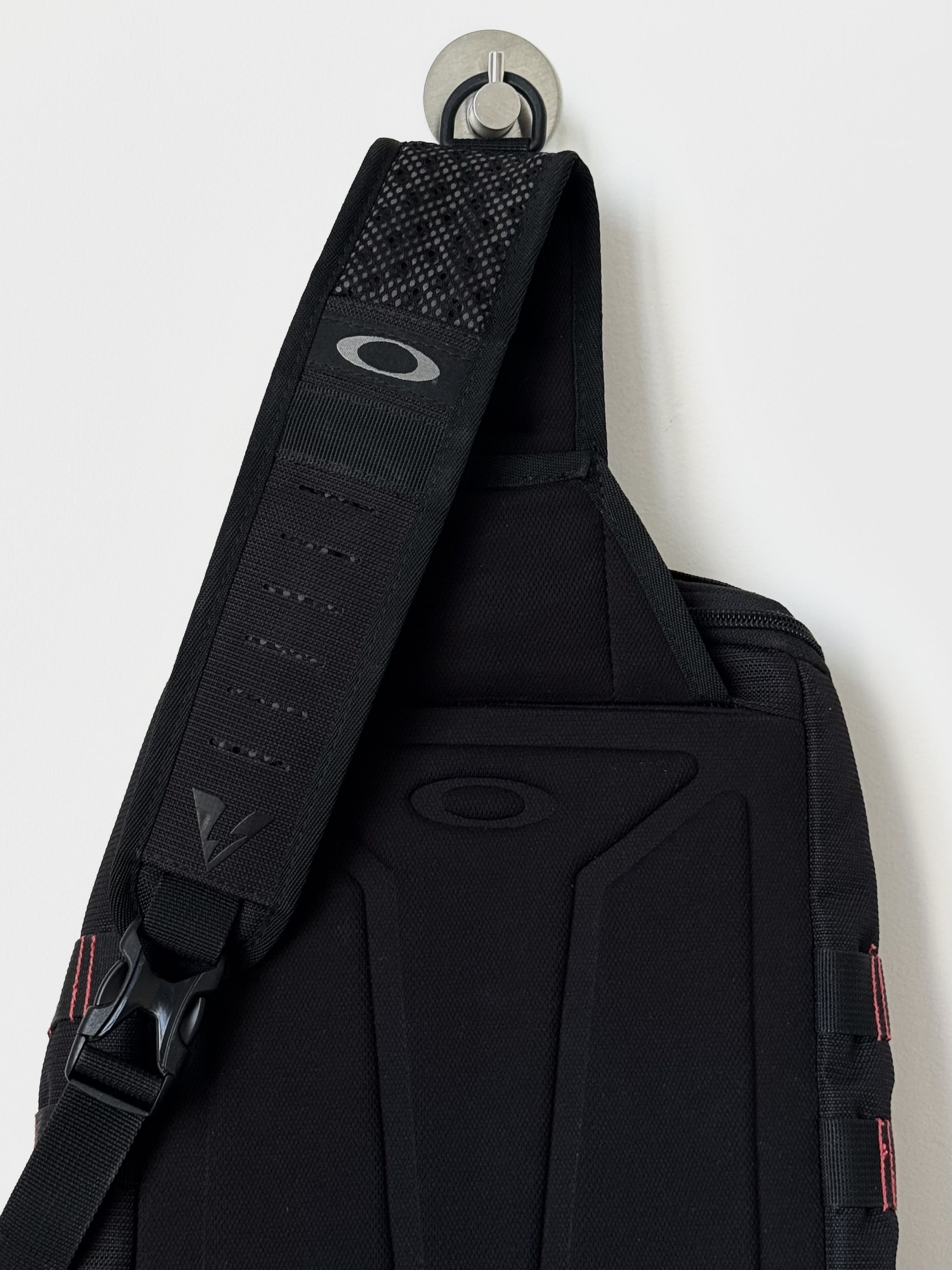 Oakley Oakley Standard Issue Elite Special Forces Sling Bag Size ONE SIZE - 4 Thumbnail