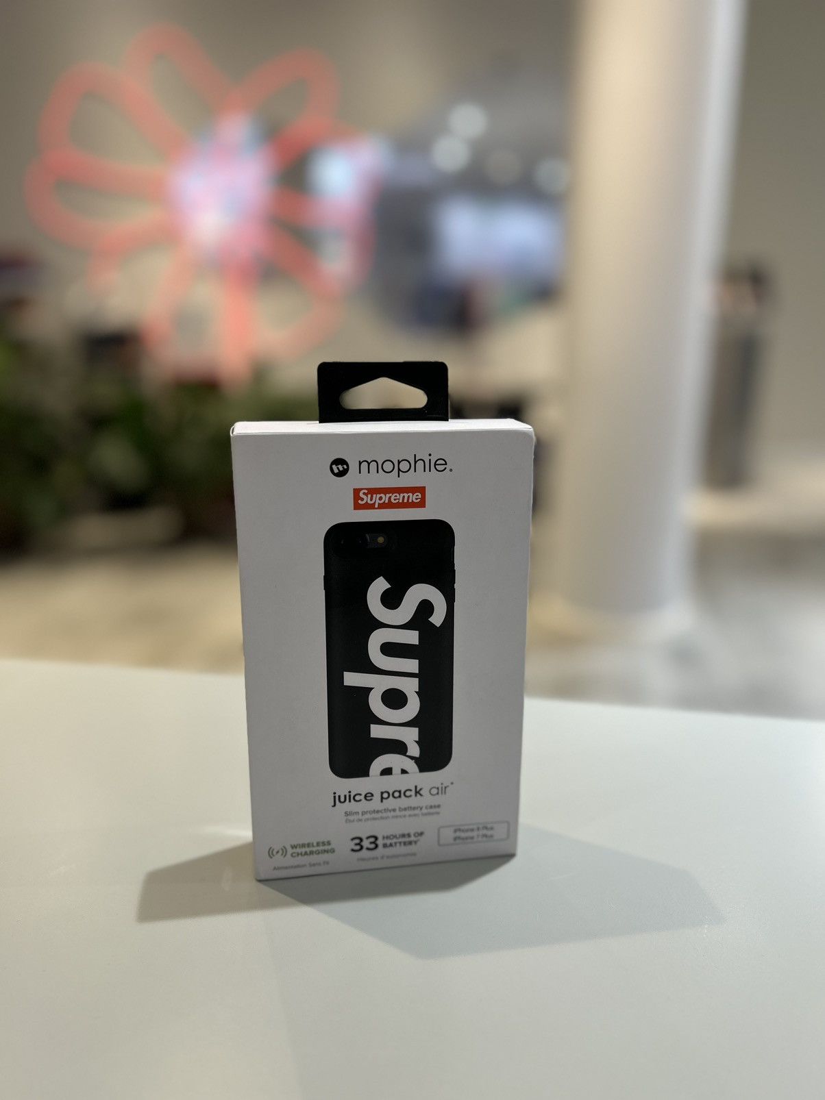 Supreme Supreme Mophie iPhone 8 Plus Juice Pack Air | Grailed