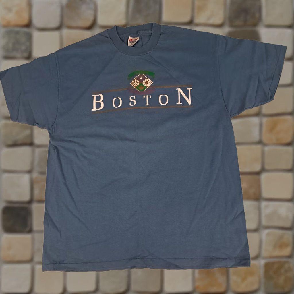 X-LARGE VINTAGE New England Boston Single Stitch Hanes T-Shirt Women XL Crew Neck Short Sleeve 90s Graphic Tee Blue Size XL / US 12-14 / IT 48-50 - 1 Thumbnail