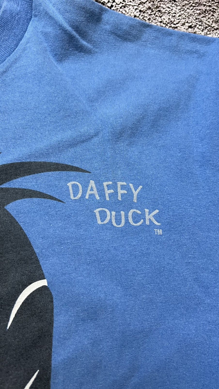 Warner Bros 1993 Warner brothers Looney tunes Daffy Duck t shirt Size US L / EU 52-54 / 3 - 5 Thumbnail
