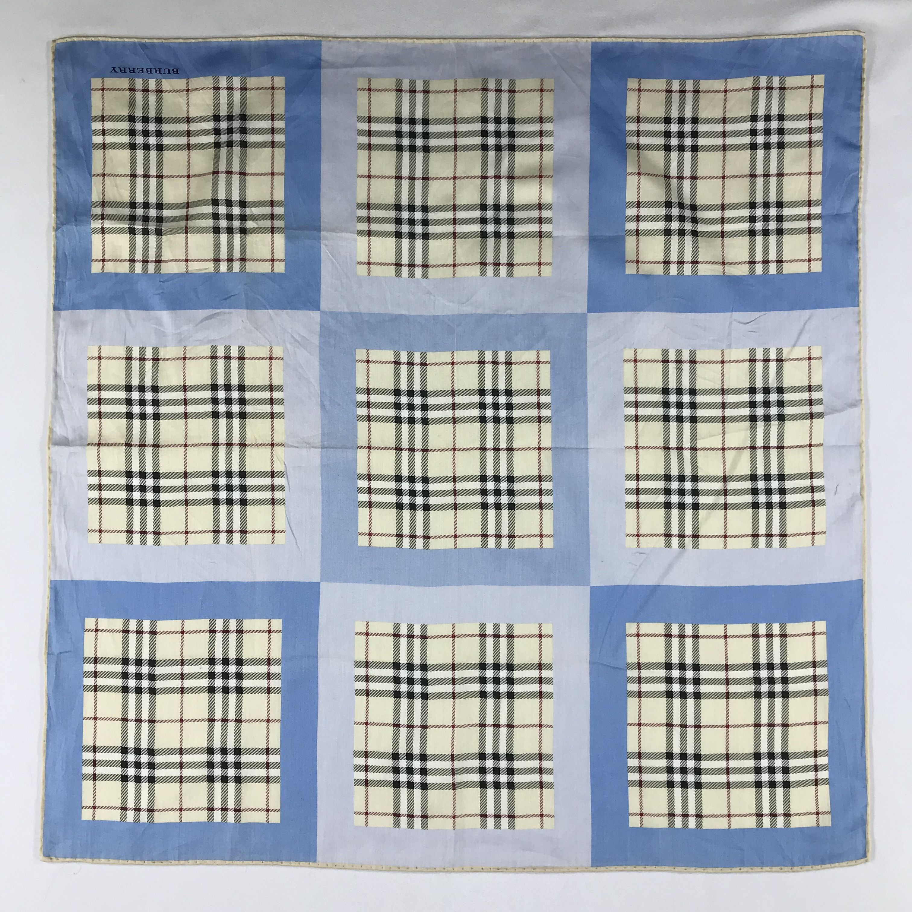 Burberry × Vintage Vintage Burberry Silk Scarf - S2458 Size ONE SIZE - 1 Thumbnail