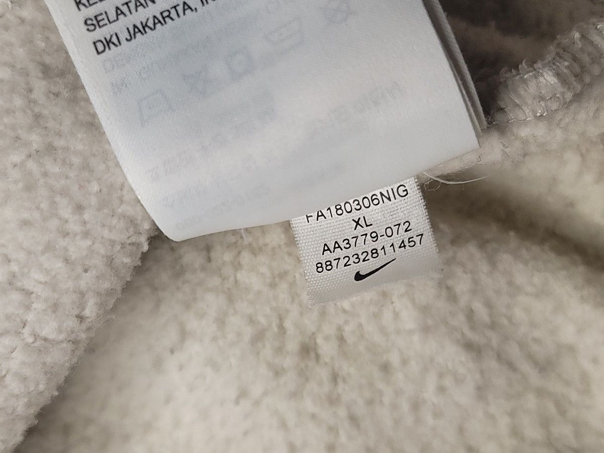 Nike × Vintage Nike NSW Crewneck sweater Size US XL / EU 56 / 4 - 4 Thumbnail
