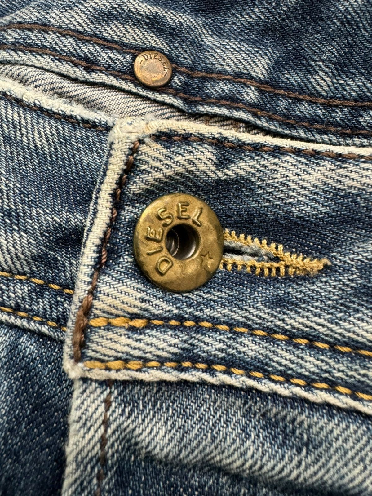 Diesel Vintage Diesel Industry Distressd Clawmark Jeans Size US 34 / EU 50 - 4 Thumbnail