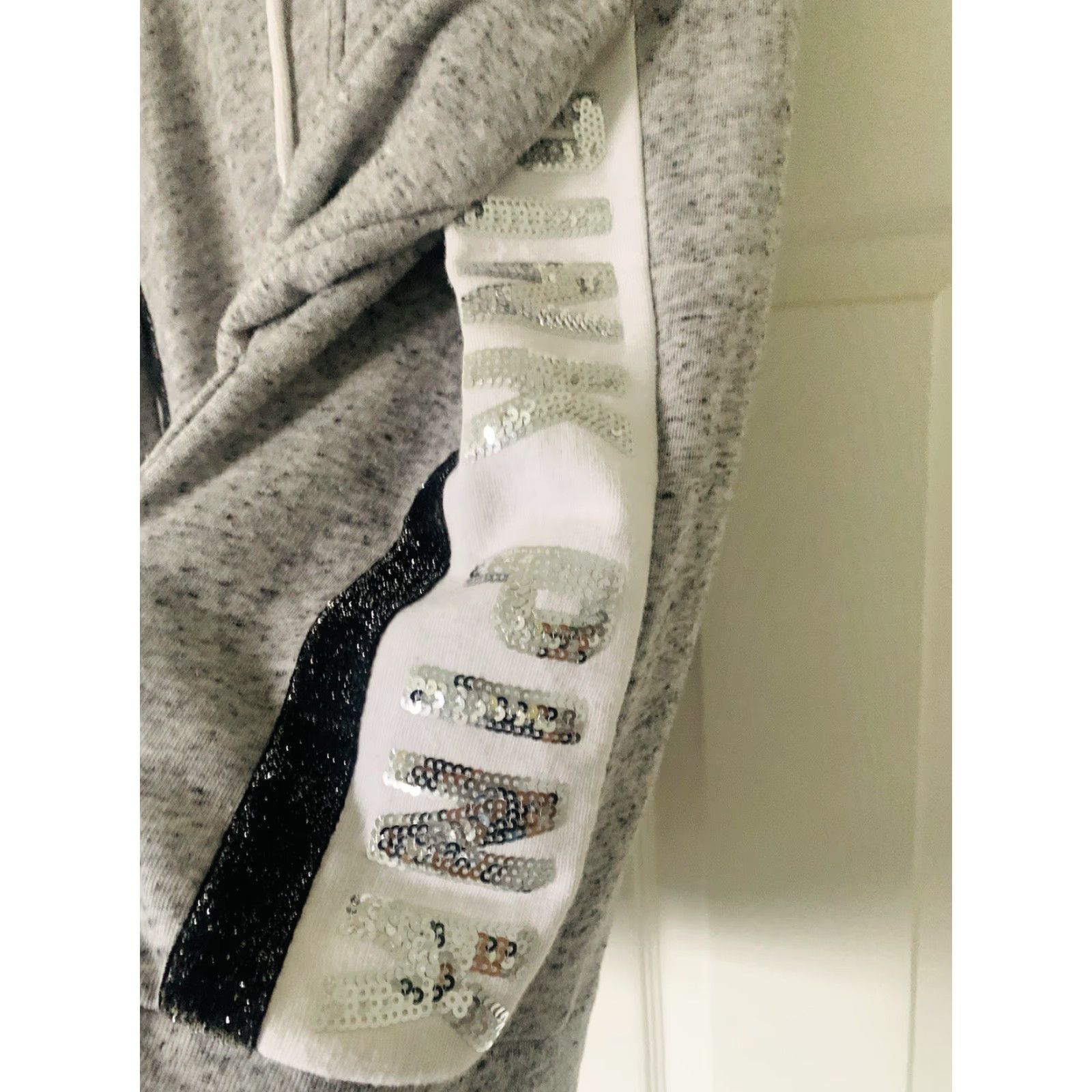 Victoria's Secret VINTAGE Victoria's Secret Pink Full Zip Bling Sequin Sweatshirt Hoodie Gray L Womens Size L / US 10 / IT 46 - 2 Thumbnail
