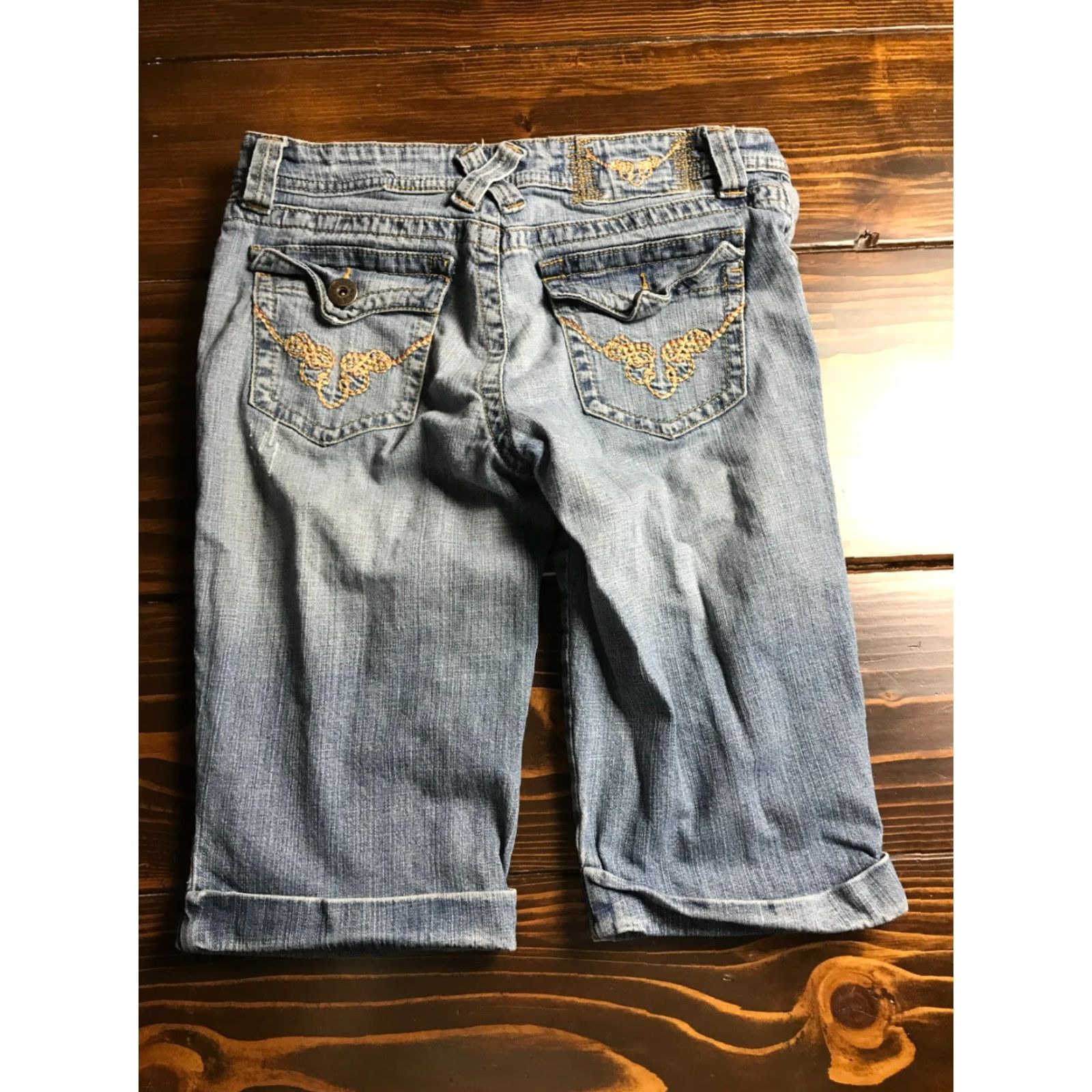 Vintage LEI Jeans, Women's Size 30, Blue Denim Capri Cuffed Pockets Regular Rise Low, 30, Adult Women, Capri Jeans, Fall Spring Summer, Womens Size 30" / US 8 / IT 44 - 2 Thumbnail