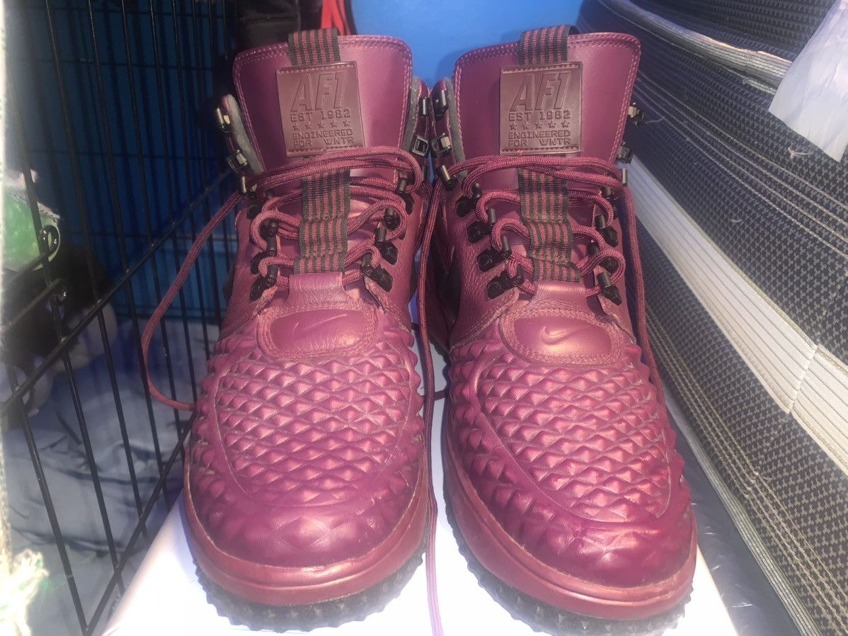 image of Nike Boots 'burgundy', Men's (Size 10.5)
