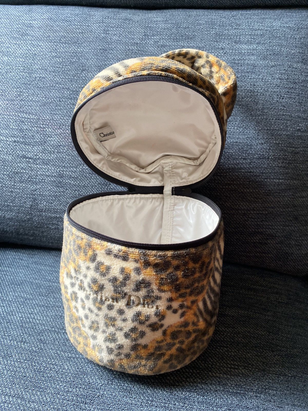 Dior Christian Dior CD Leopard Mini Vanity Bag. Size ONE SIZE - 2 Thumbnail