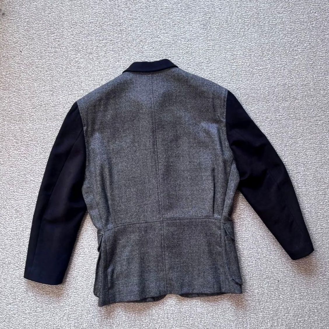 Issey Miyake ISSEY MIYAKE CASUAL SUIT MEN COLOR GRAY x NAVY MATERIAL WOOL SIZE L USED Size 42R - 2 Thumbnail