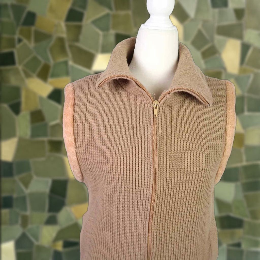 Vintage VINTAGE Montgomery Ward Vest Shirt Mens M Brown Knit 70s Acrylic Zip Front Sleeveless Faux Fur Trim 1970s Hippy Casual Size M / US 6-8 / IT 42-44 - 1 Thumbnail
