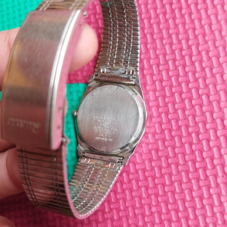 Citizen × Vintage Vintage Citizen Circa 80s to early 90s Size ONE SIZE - 3 Thumbnail