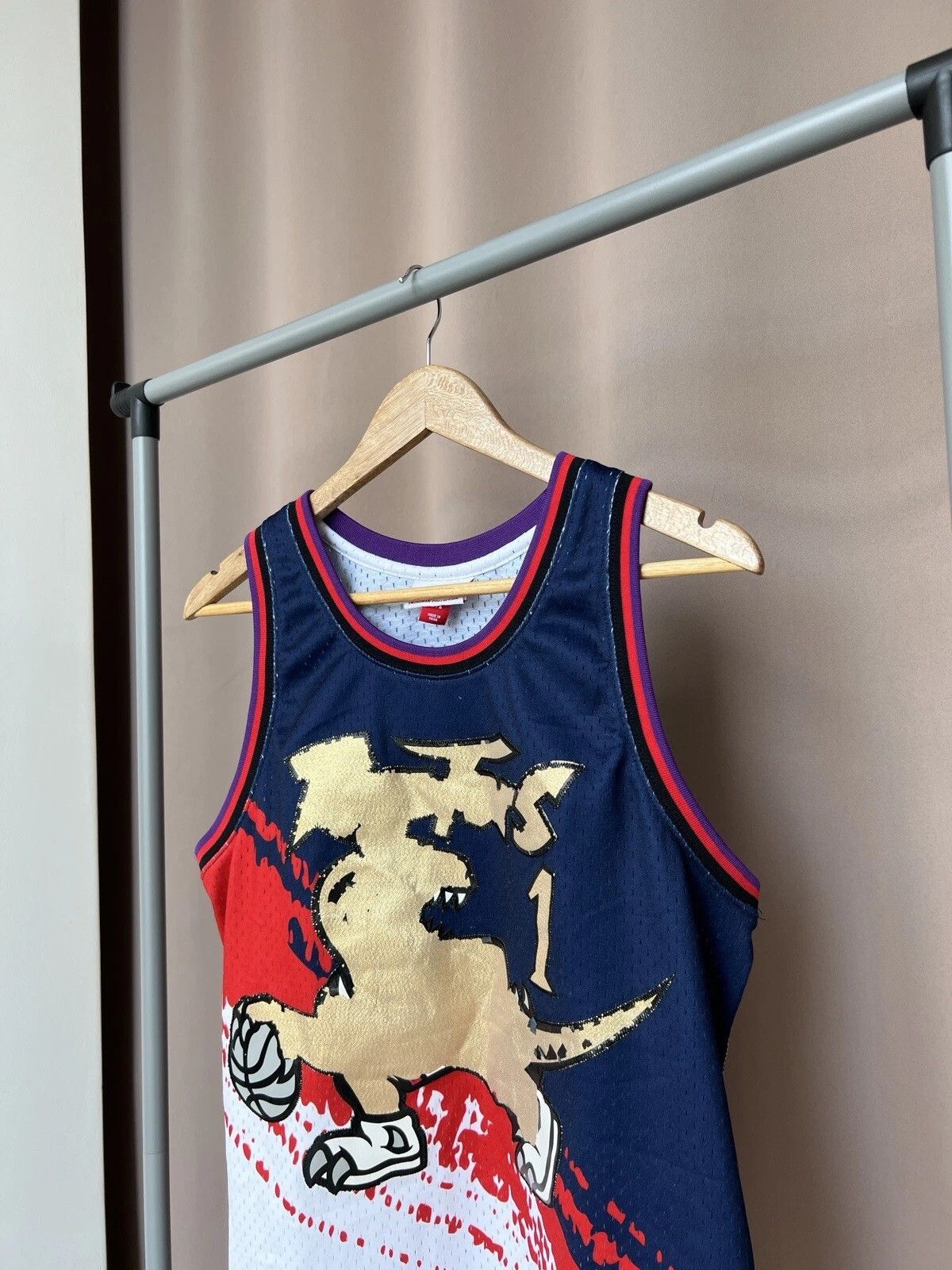 Mitchell & Ness Mitchell & Ness Toronto Raptors Jersey NBA 1998-1999 Size M Size US M / EU 48-50 / 2 - 4 Thumbnail
