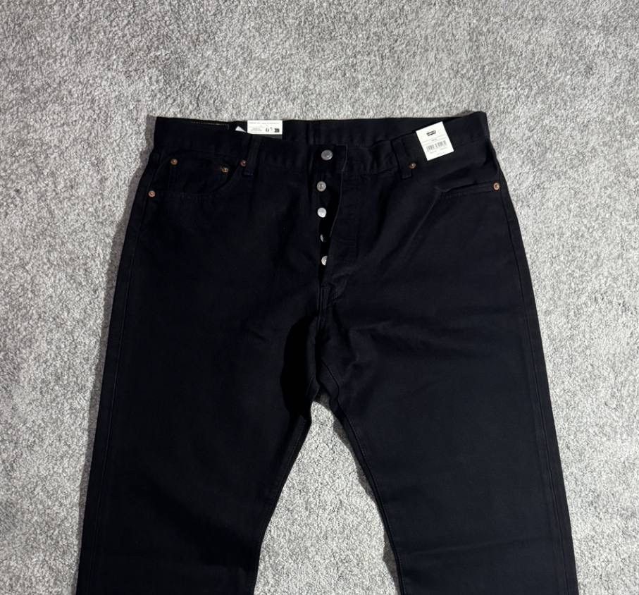 Levi's Levi’s 501 Jeans in Black W38 L30. Size US 38 / EU 54 - 3 Thumbnail
