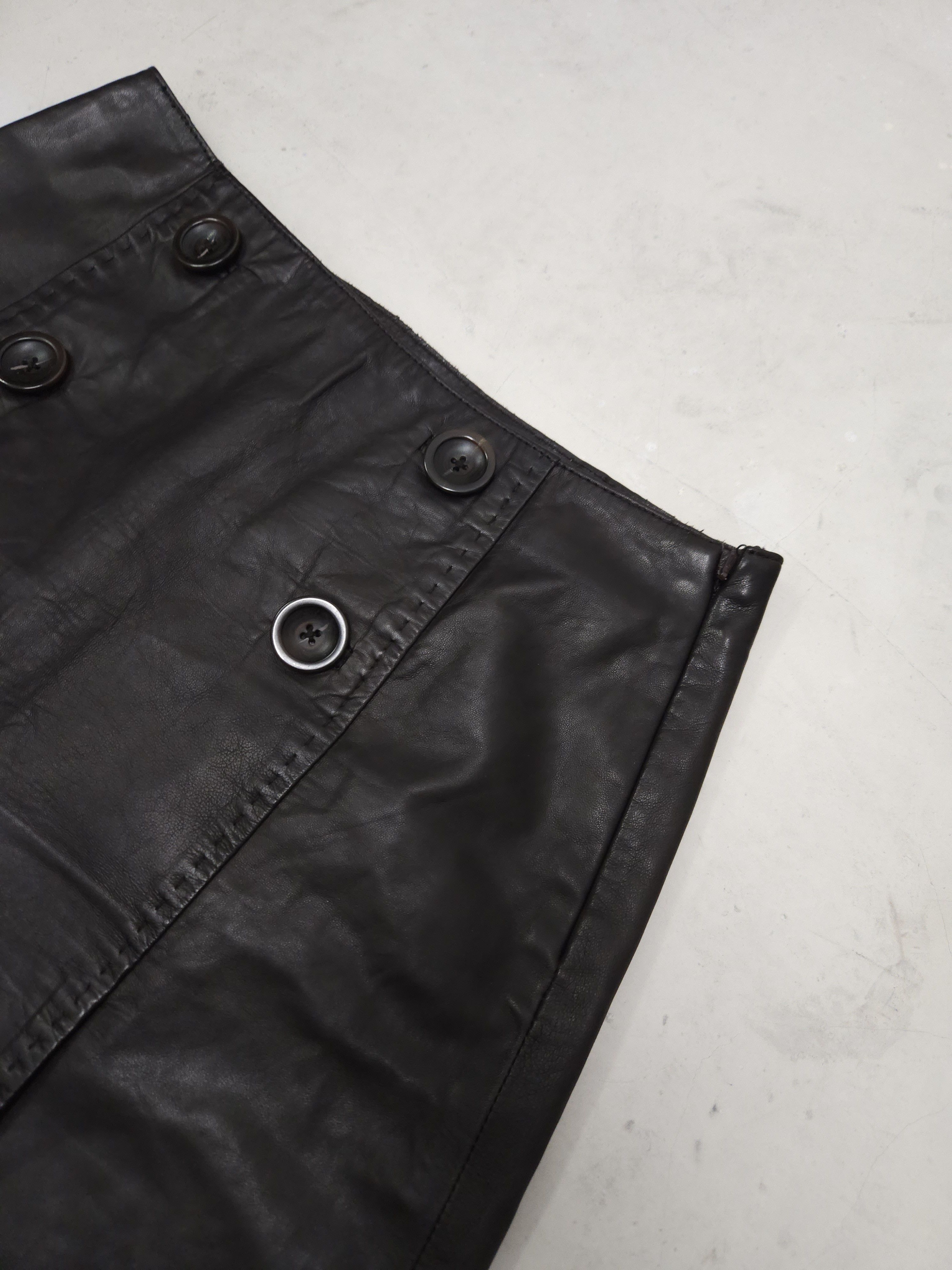 Max Mara × Weekend Max Mara Max mara leather mini skirt Size 26" / US 2 / IT 38 - 5 Thumbnail