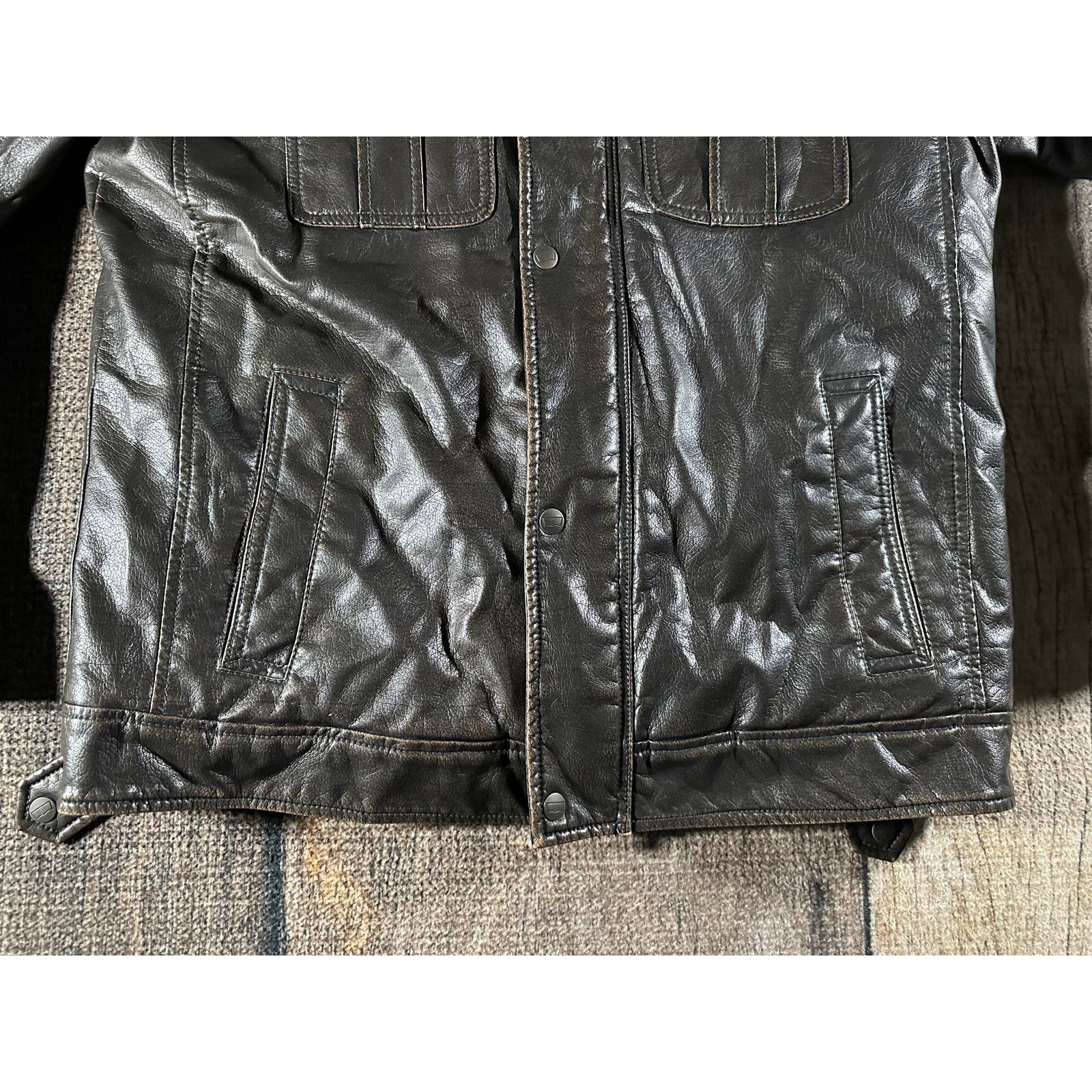 Levi's Levi's Men's Sherpa Fleece Lined Faux Leather Trucker Jacket Size US M / EU 48-50 / 2 - 4 Thumbnail
