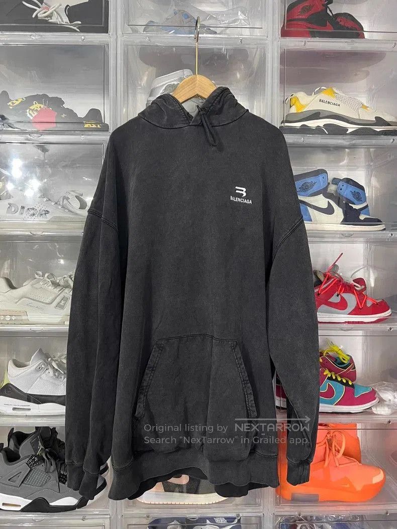 Balenciaga Balenciaga Washed Distressed Hoodie L. Size US L / EU 52-54 / 3 - 1 Thumbnail