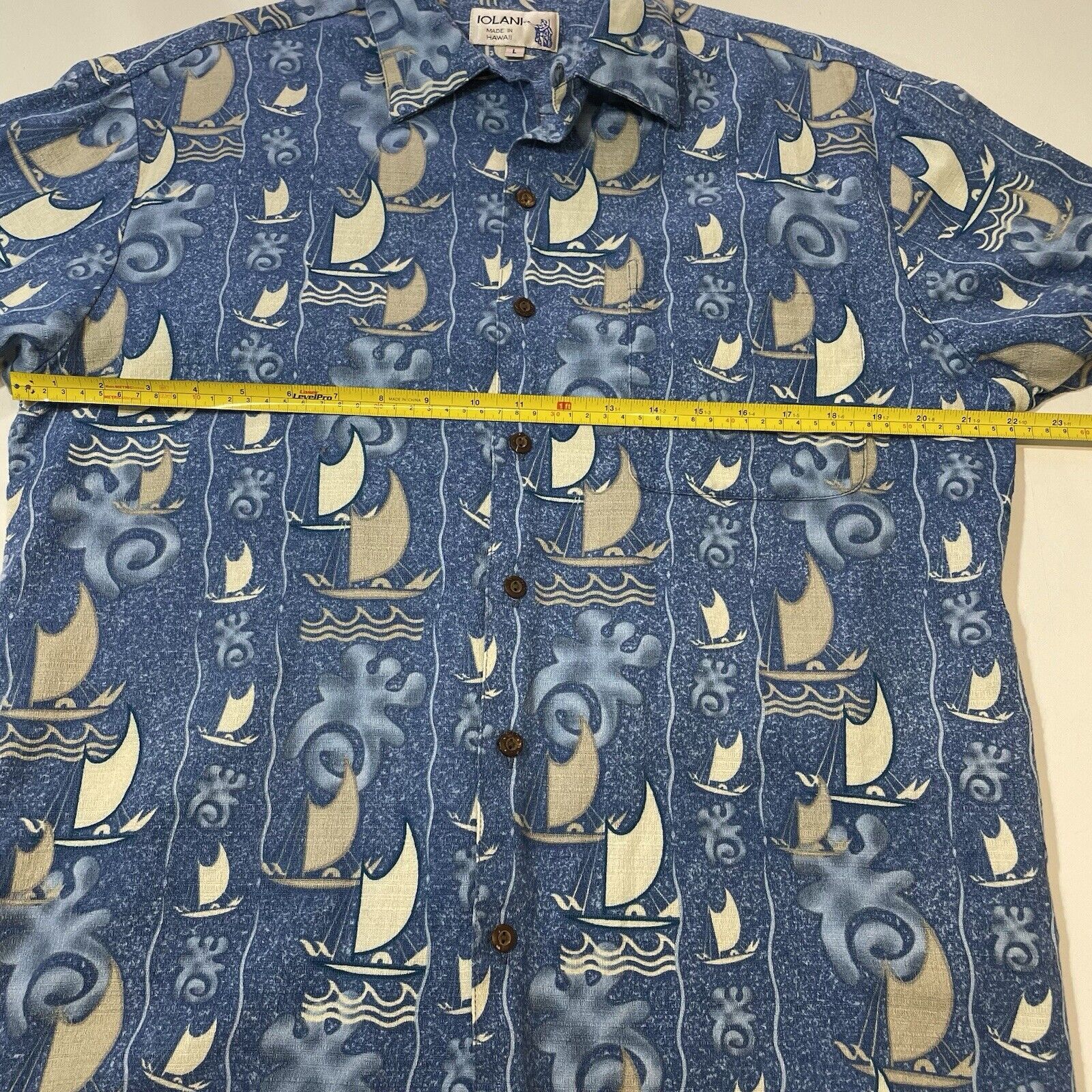 IOLANI Vintage Iolani Mens Hawaiian Shirt Large Blue Sailboat RARE Size US L / EU 52-54 / 3 - 6 Thumbnail