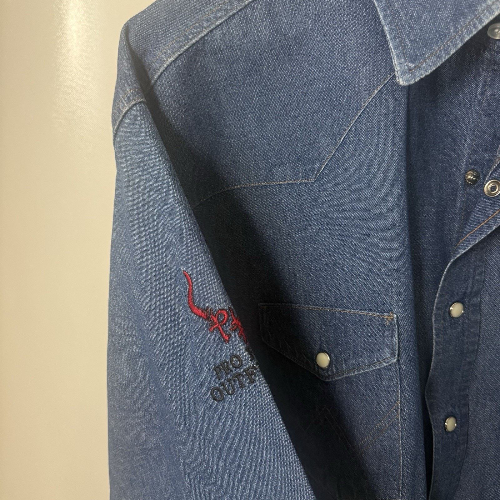 Wrangler Vintage 90s Wrangler Pearl Snap Embroidered Denim Starched Size US XL / EU 56 / 4 - 5 Thumbnail