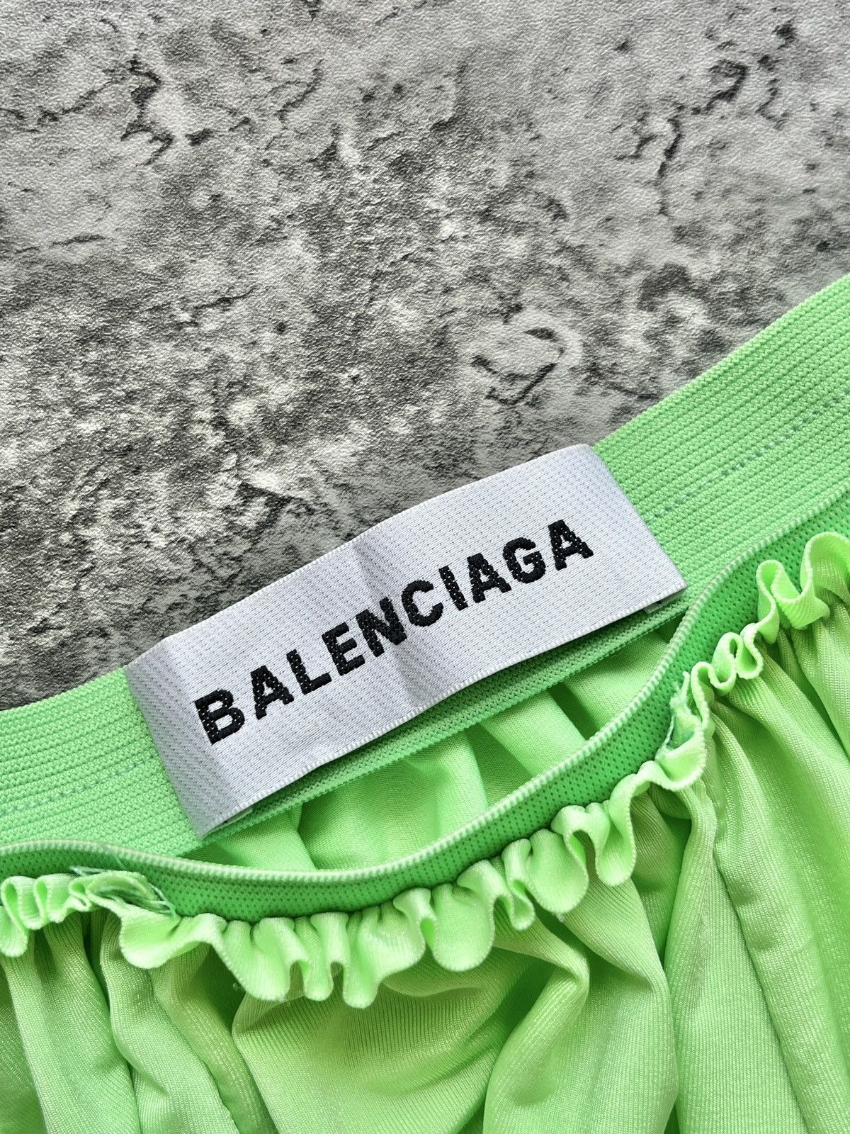 Balenciaga Balenciaga Lace Panel Asymmetric Skirt Size XXS / US 00 / IT 34 - 3 Thumbnail