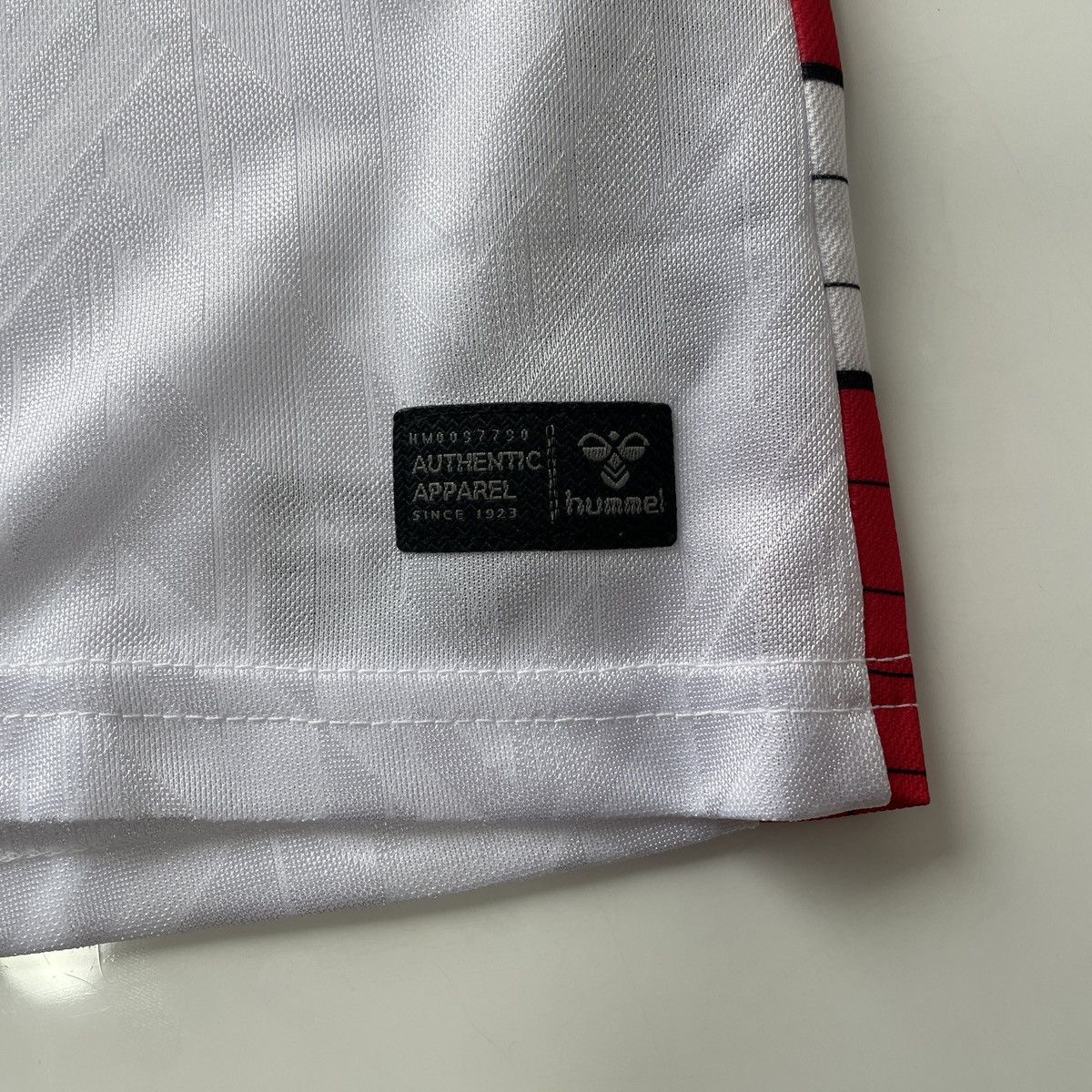 Hummel 1. FC Koln x Hummel Jan Thielmann Away Jersey 2024/2025 S-M Size US M / EU 48-50 / 2 - 10 Thumbnail
