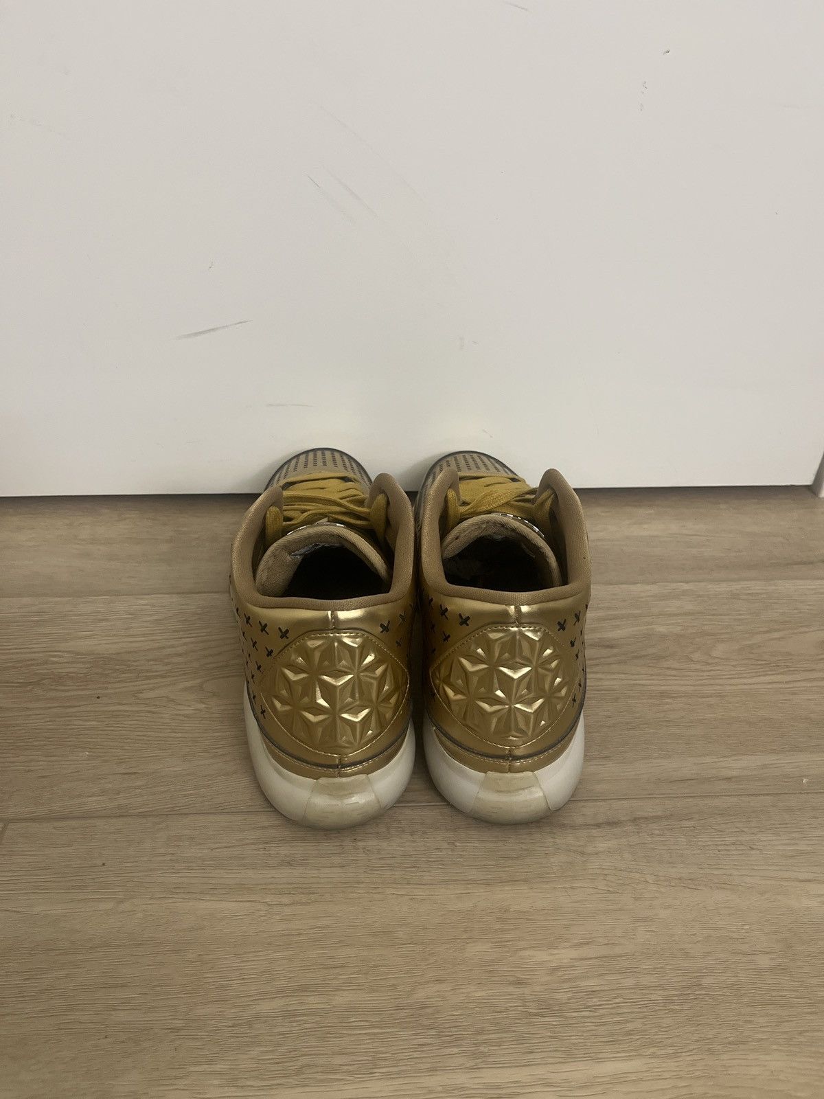 Nike Nike Kobe 10 EXT Liquid Gold Size US 11 / EU 44 - 4 Thumbnail