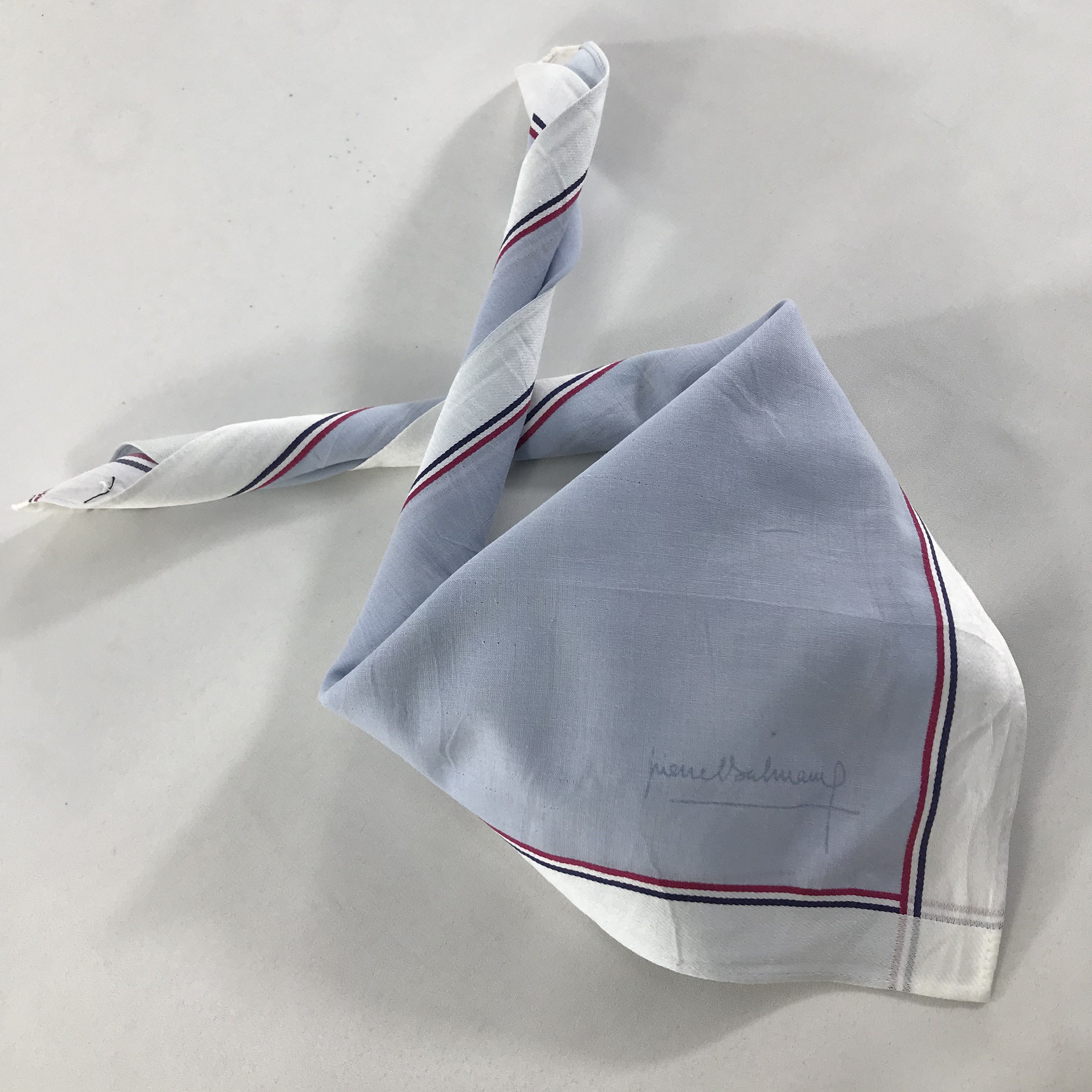 Pierre Balmain × Vintage Pierre Balmain Bandana / Handkerchief / Neckerchief - S1266 Size ONE SIZE - 4 Thumbnail