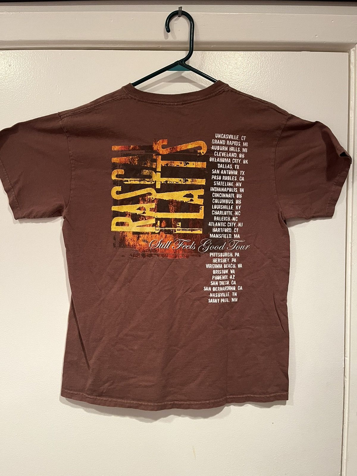 Gildan 2007 Rascal Flatts “ Still Feels Good Tour” tshirt Size US M / EU 48-50 / 2 - 4 Thumbnail