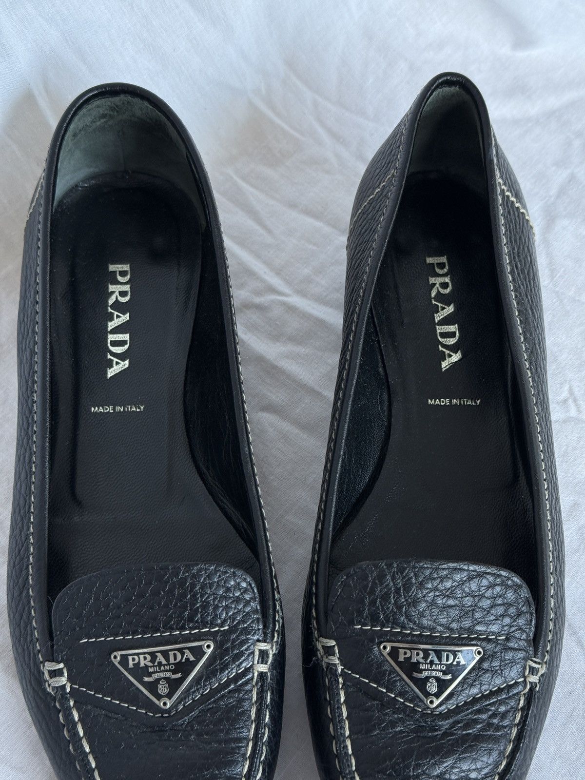 Prada Prada Vintage Black Leather Metal Logo Pointed Toe Flats Size US 7.5 / IT 37.5 - 5 Thumbnail
