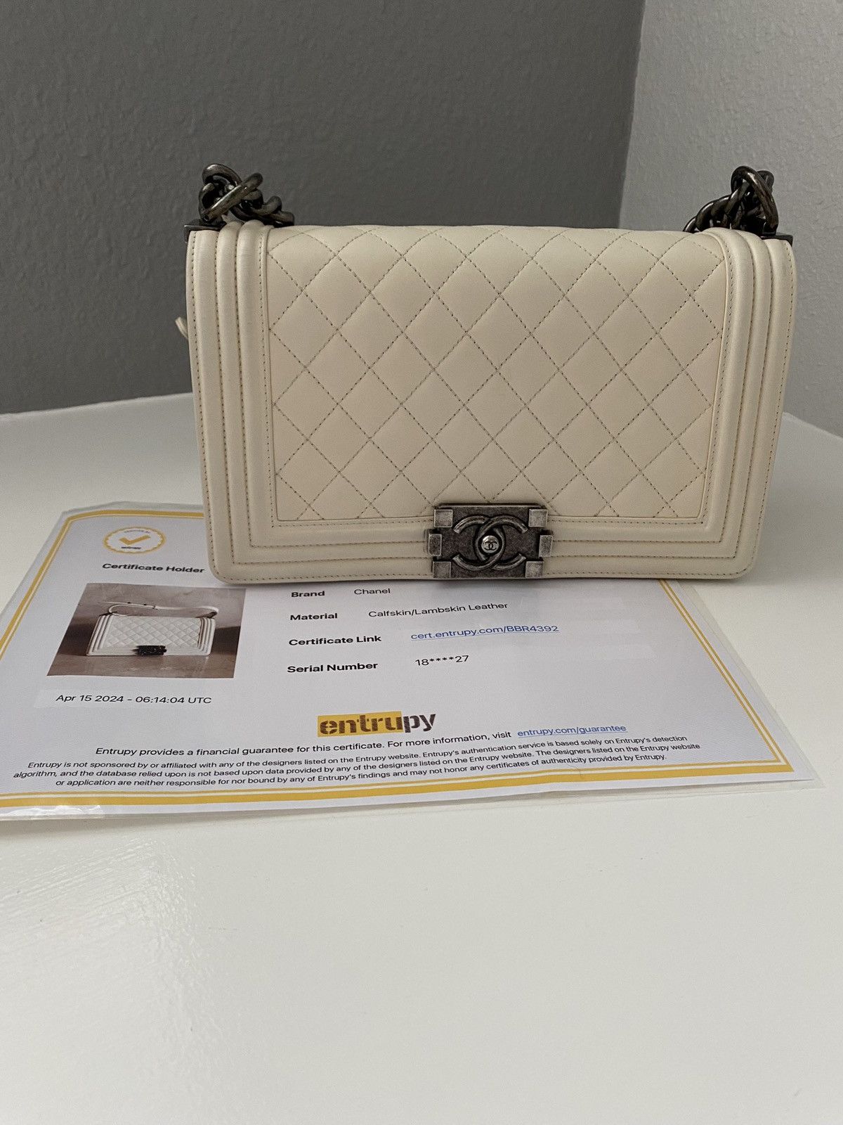 Chanel Authentic Chanel Medium Boy Quilted Bag Size ONE SIZE - 1 Thumbnail