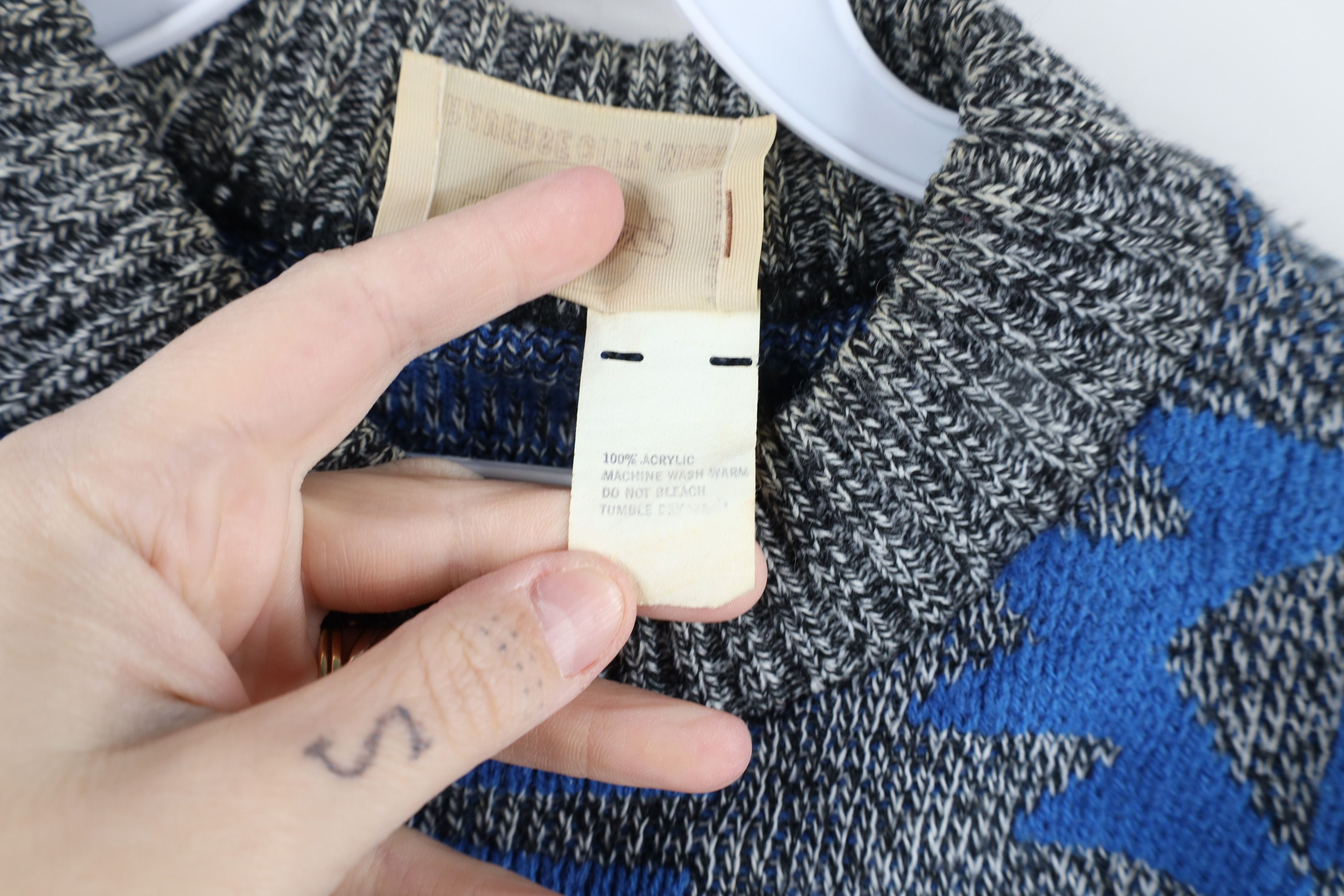 Vintage Vintage 90s Streetwear Fiesta Geometric Knit Sweater USA Size US S / EU 44-46 / 1 - 9 Thumbnail